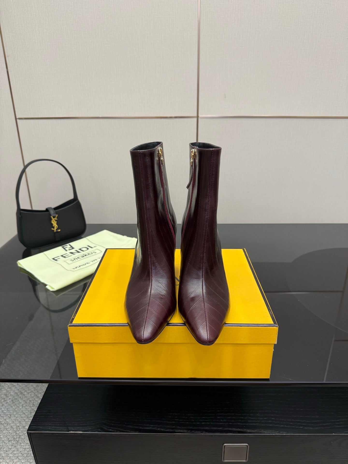 Luxury Shoes Fendi Ladies