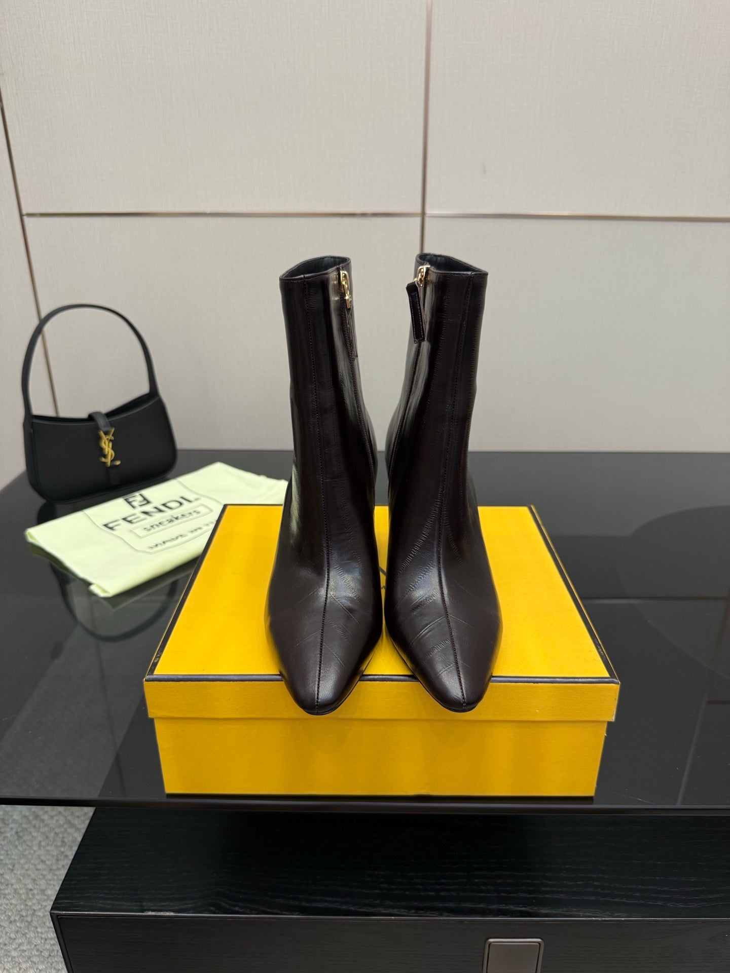 Luxury Shoes Fendi Ladies