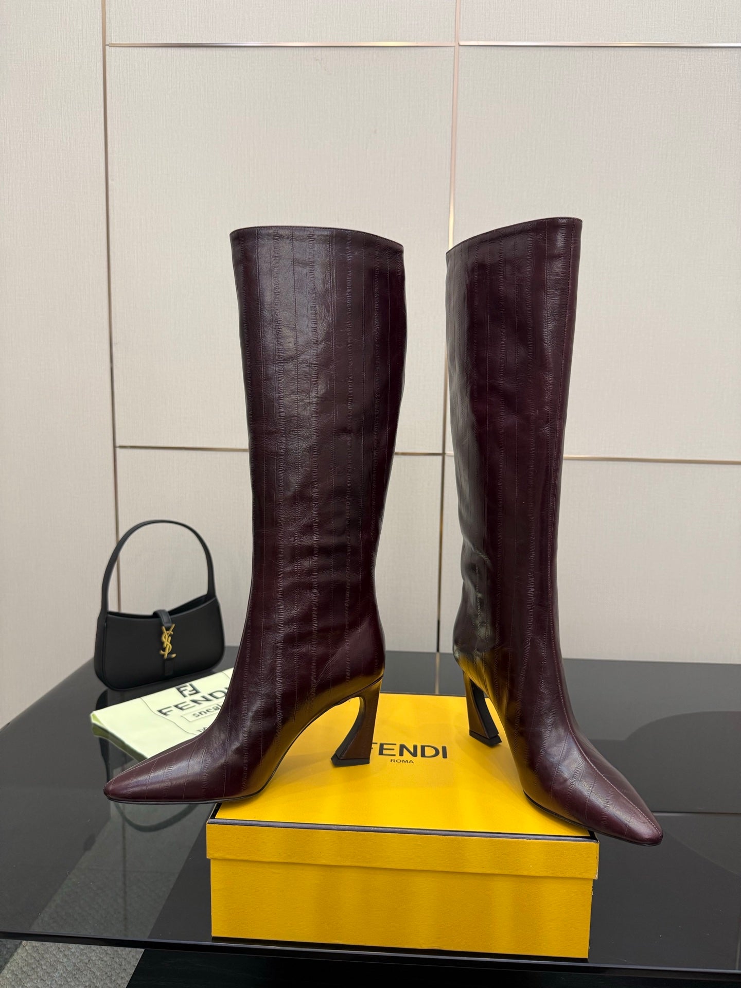 Luxury Shoes Fendi Ladies
