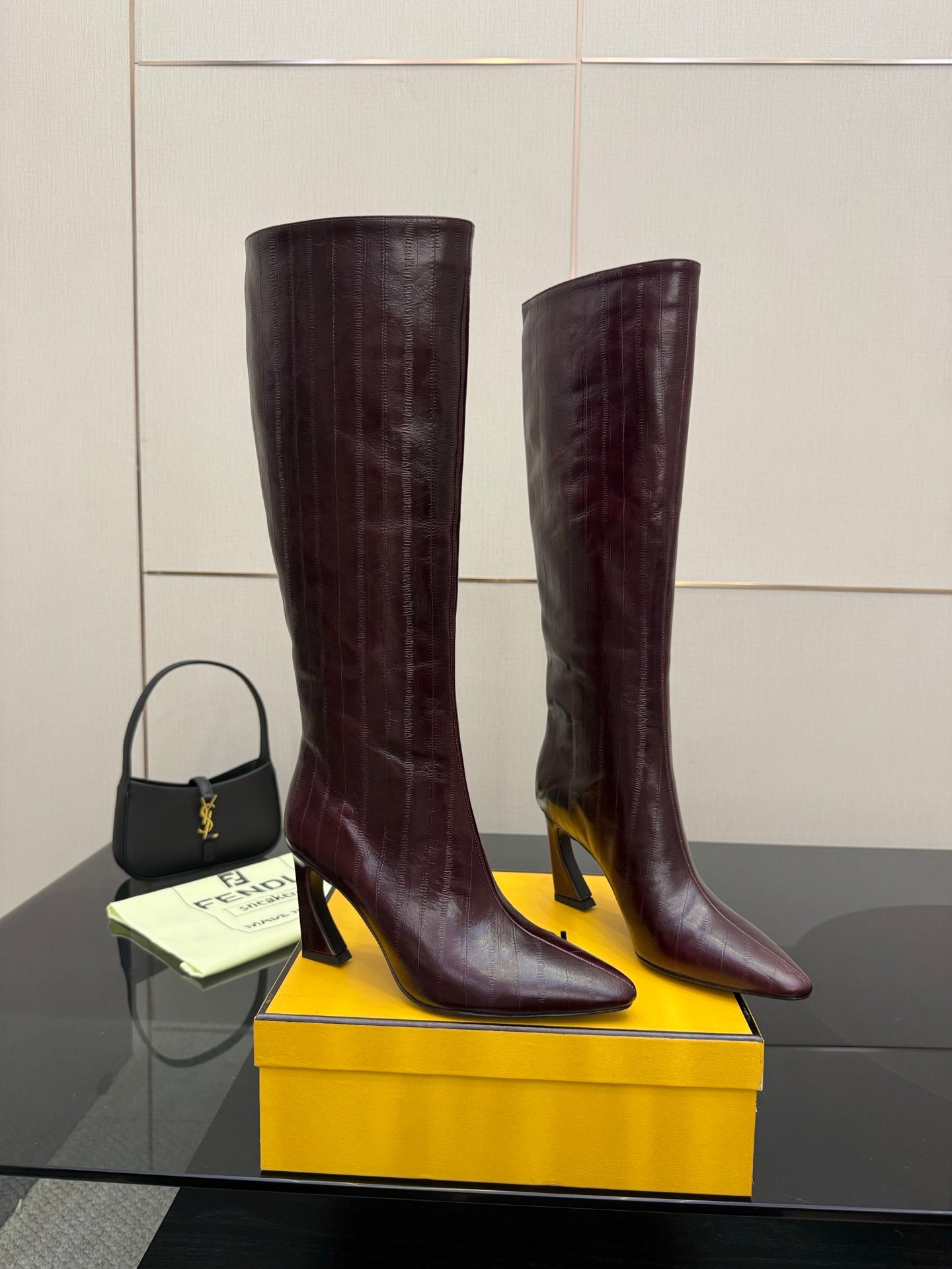 Luxury Shoes Fendi Ladies