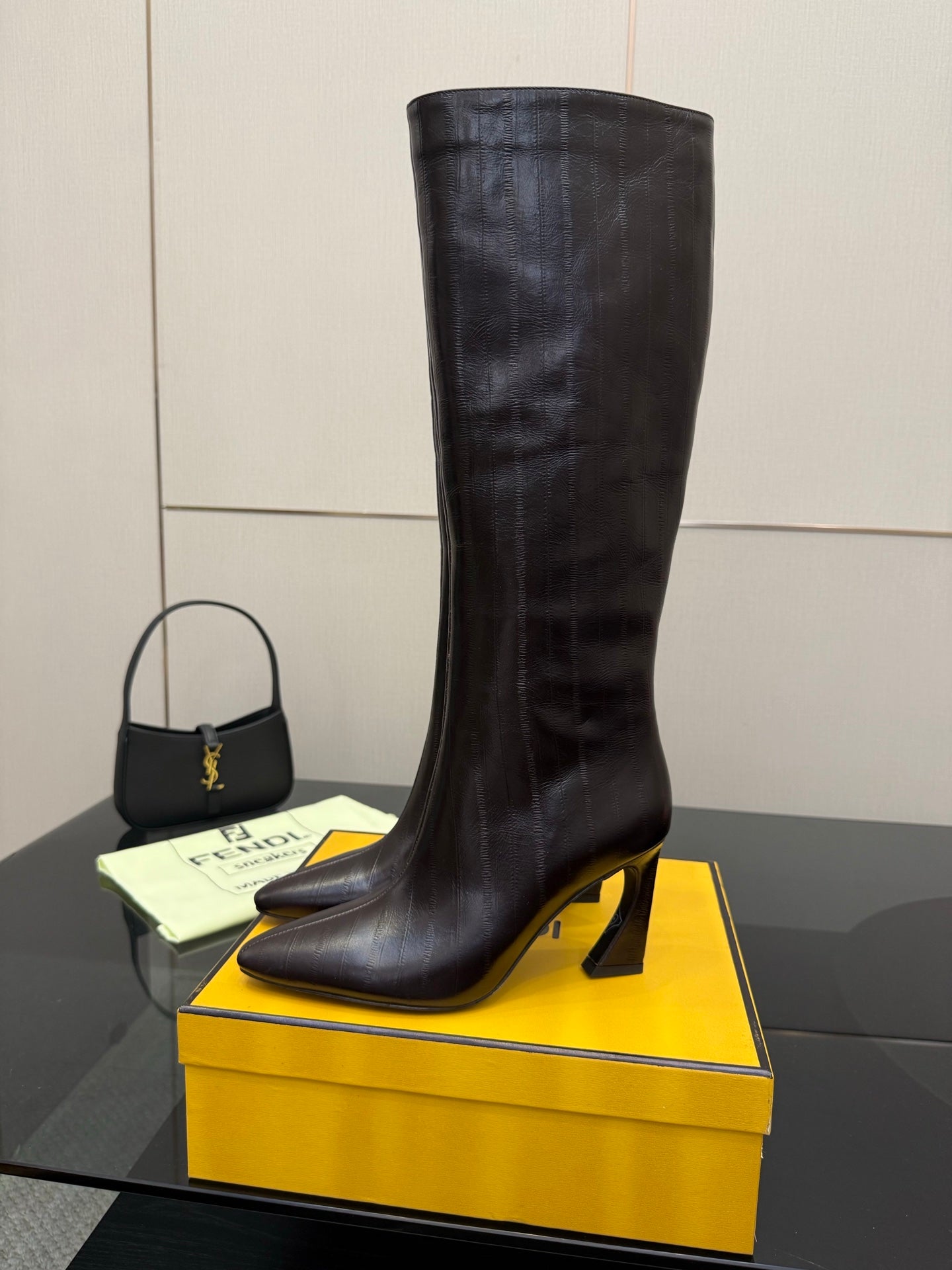 Luxury Shoes Fendi Ladies