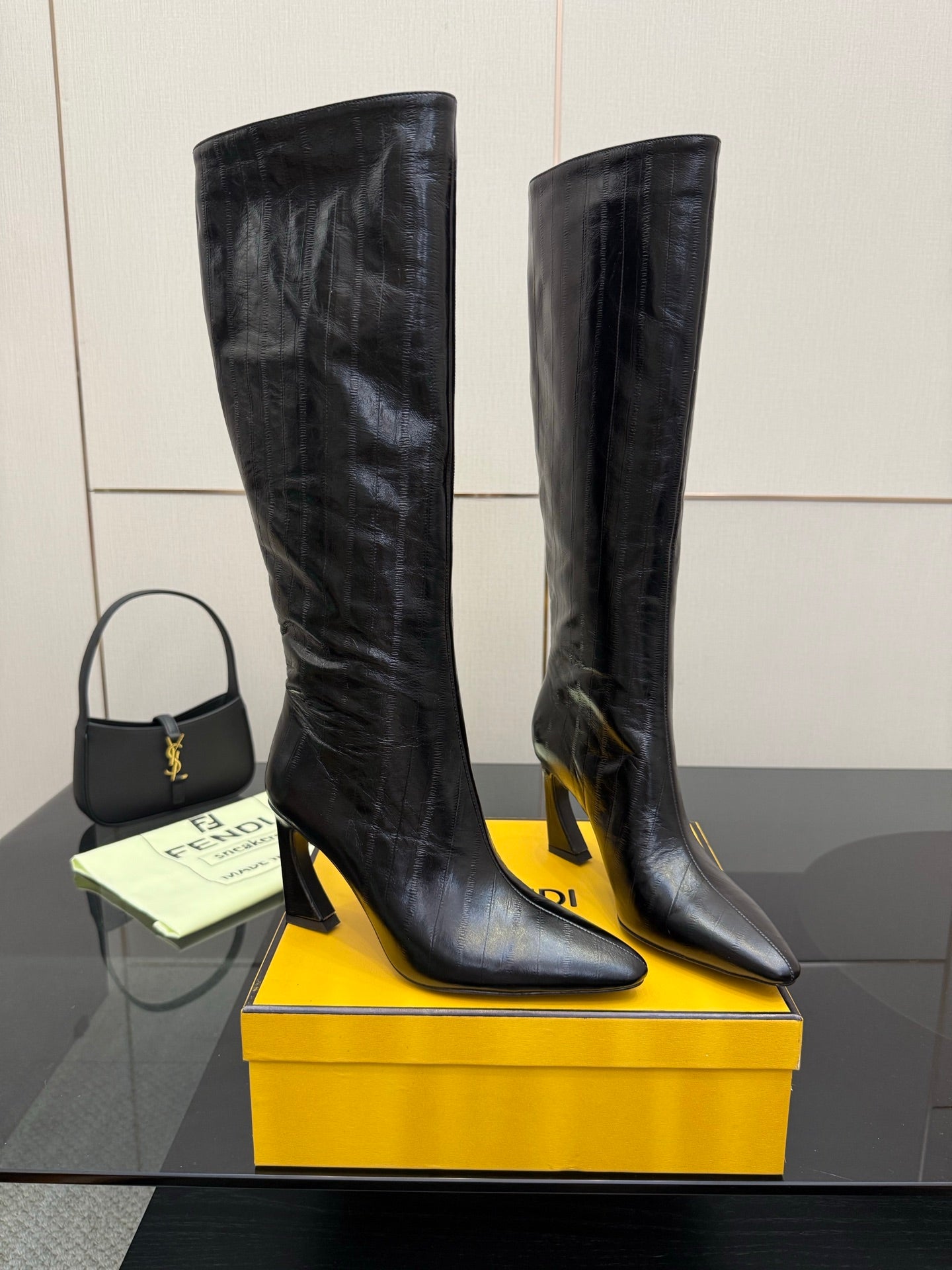 Luxury Shoes Fendi Ladies