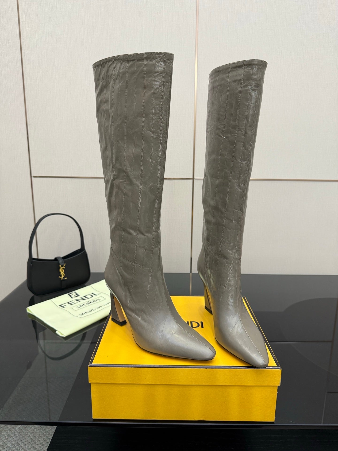 Luxury Shoes Fendi Ladies