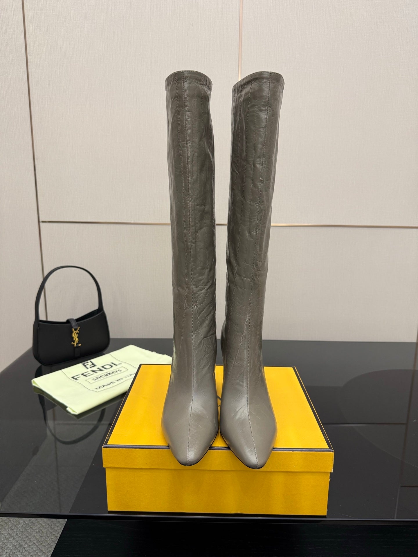 Luxury Shoes Fendi Ladies