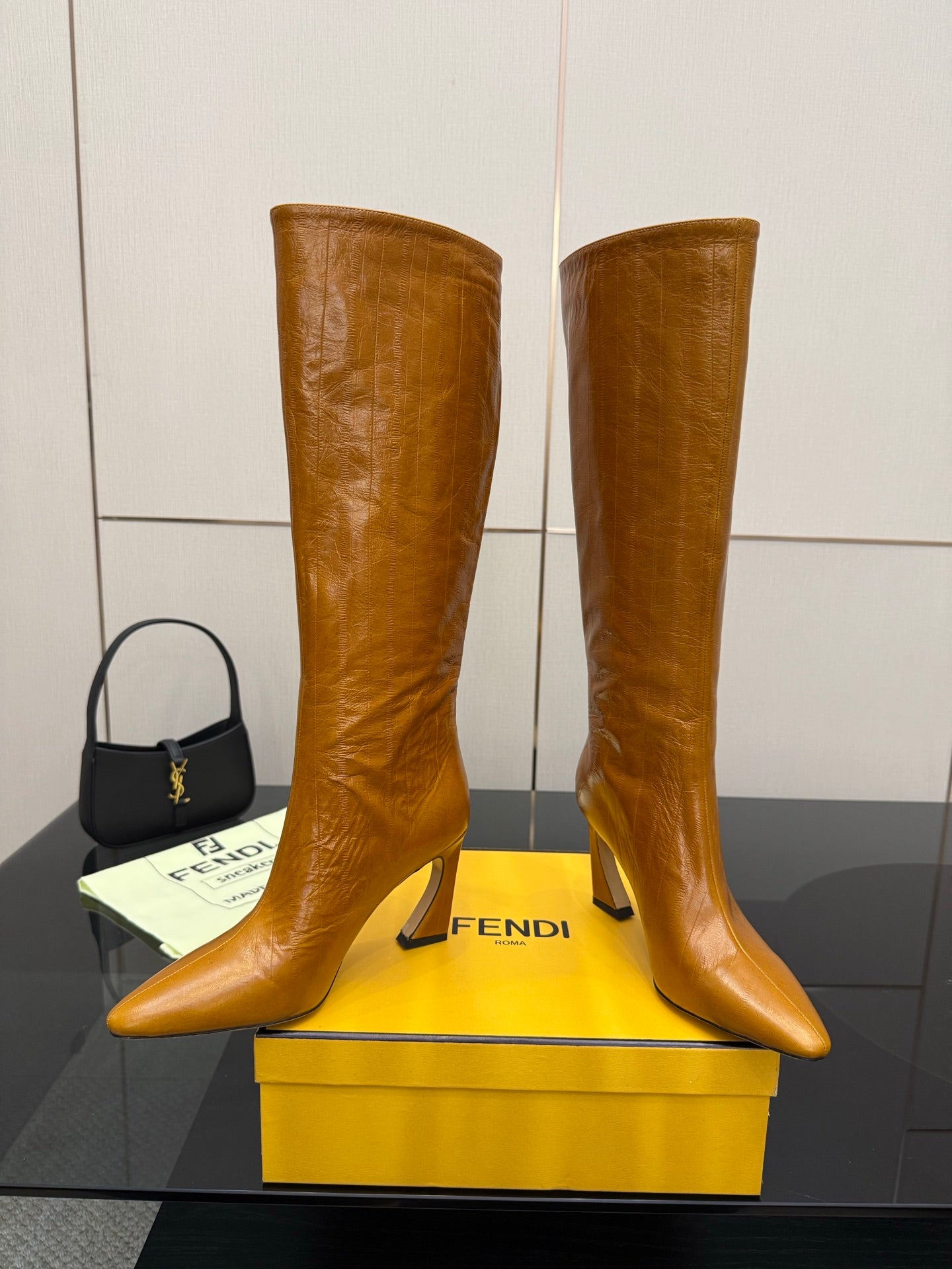 Luxury Shoes Fendi Ladies