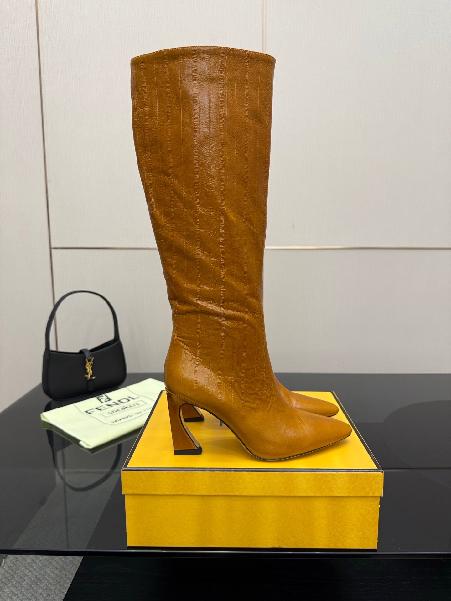 Luxury Shoes Fendi Ladies
