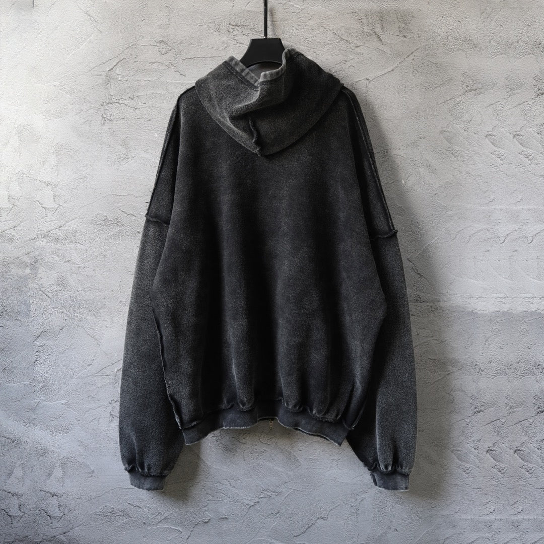 Dark zip hoodie with hood, dropped shoulders, kangaroo pockets