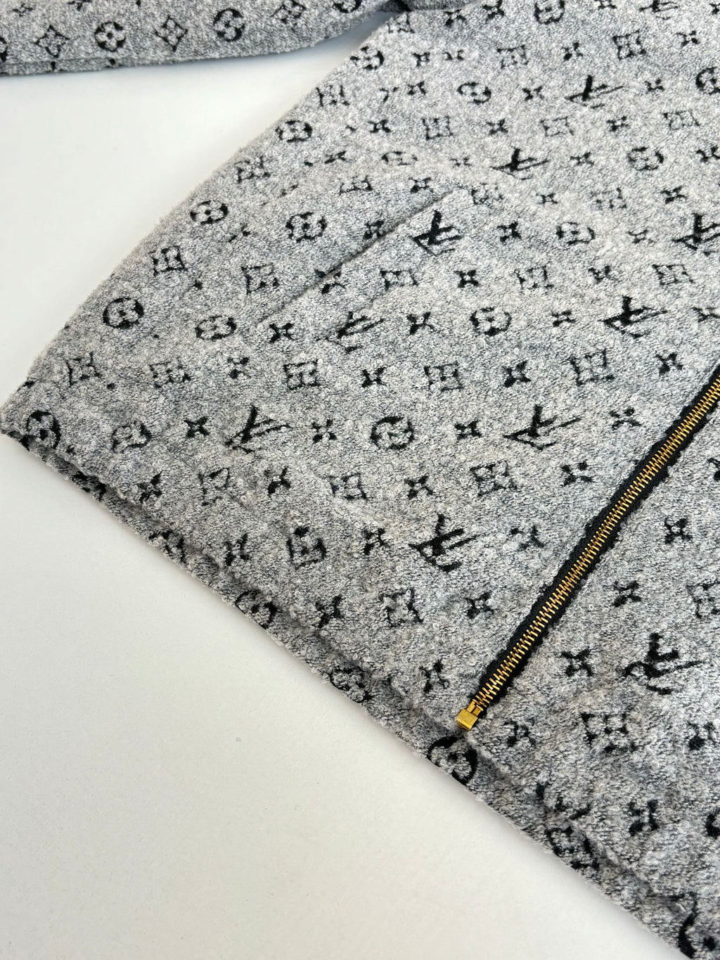 Louis Vuitton hoodie zipper and trim, grey monogram knit with gold teeth