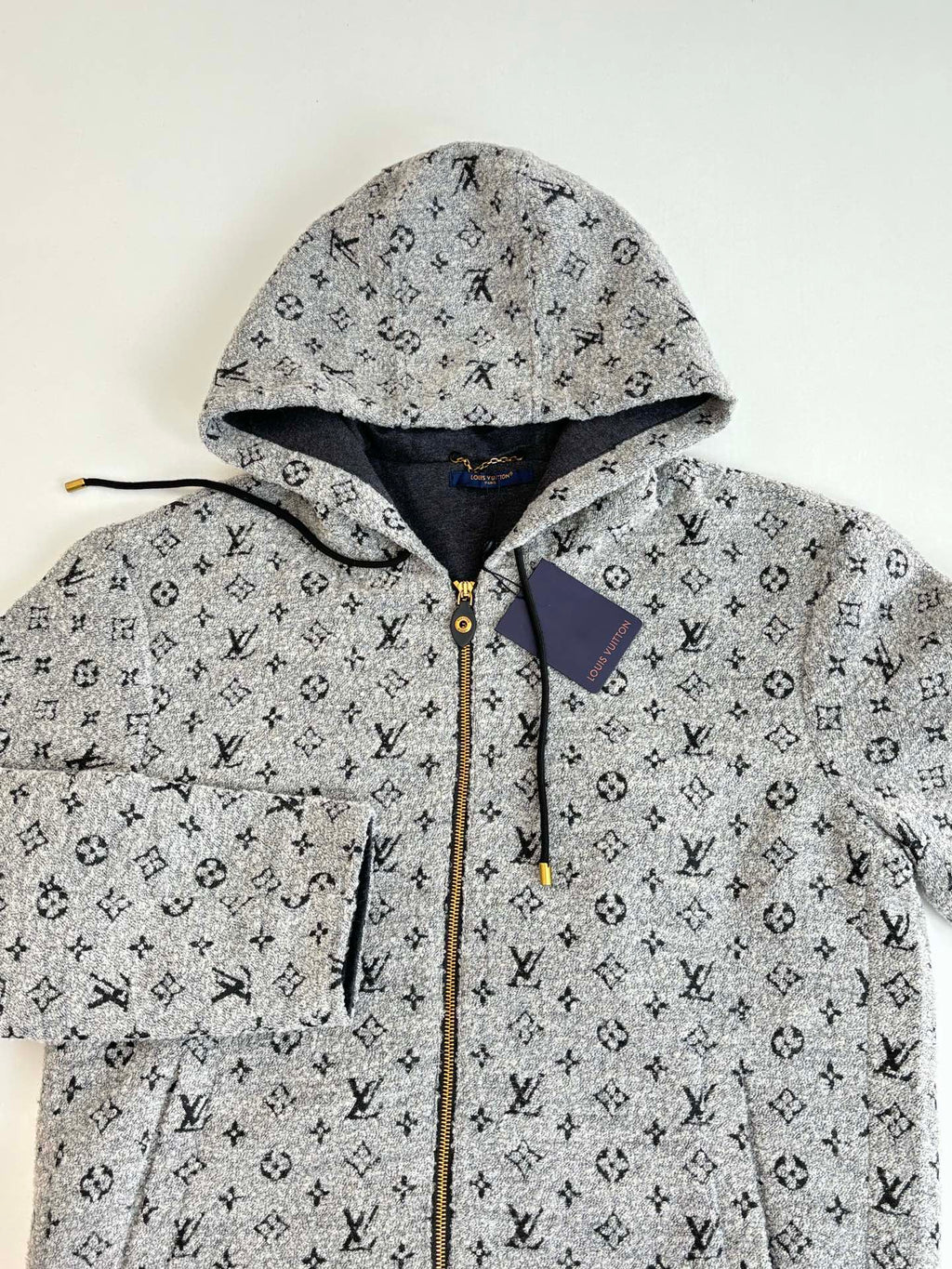 Louis Vuitton hoodie hood and front zipper, grey monogram fabric with dark lining