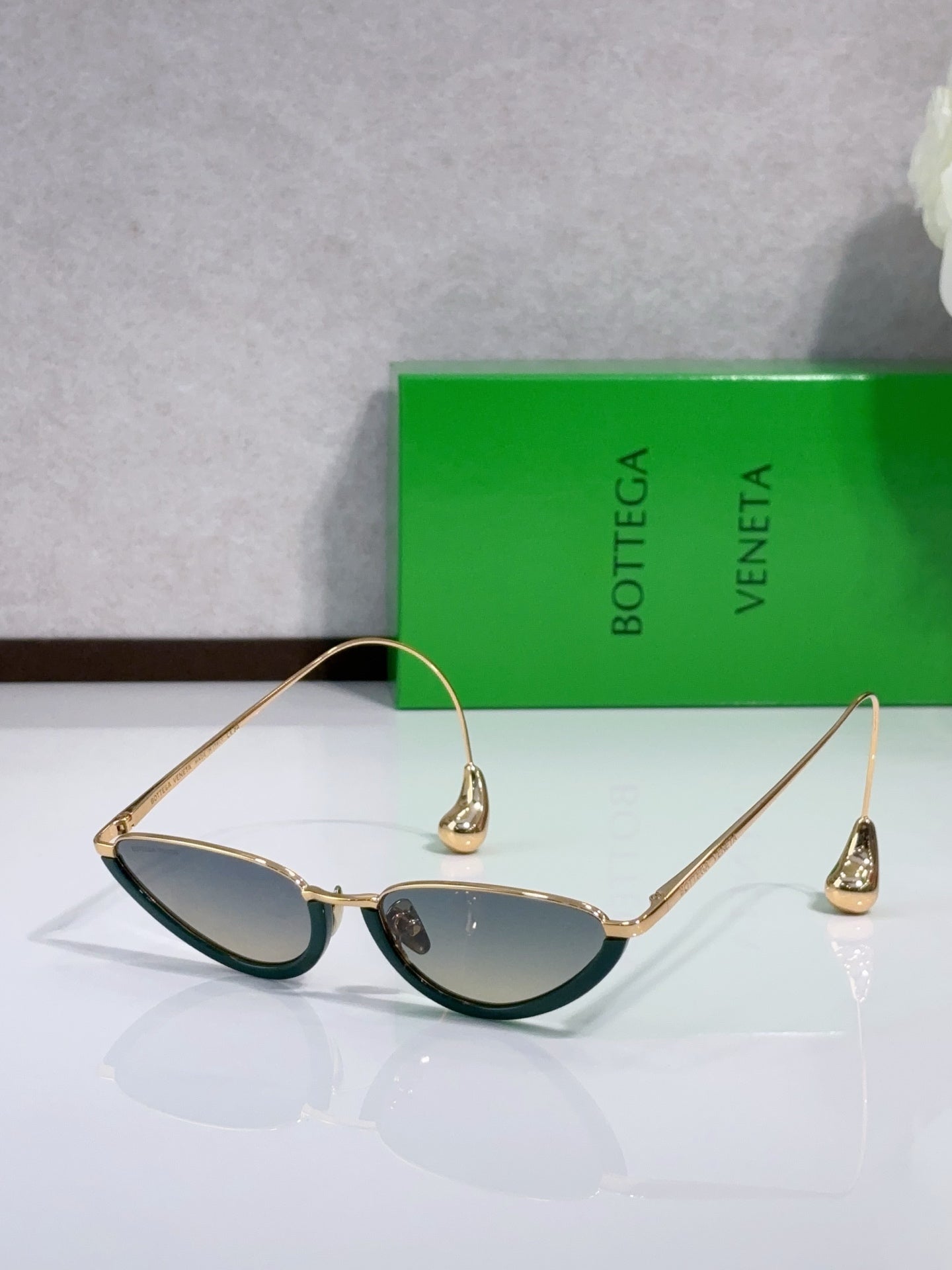 Bottega Veneta Glasses
