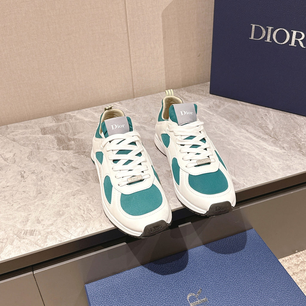Unisex low-top sneakers, white with teal panels and lace-up front