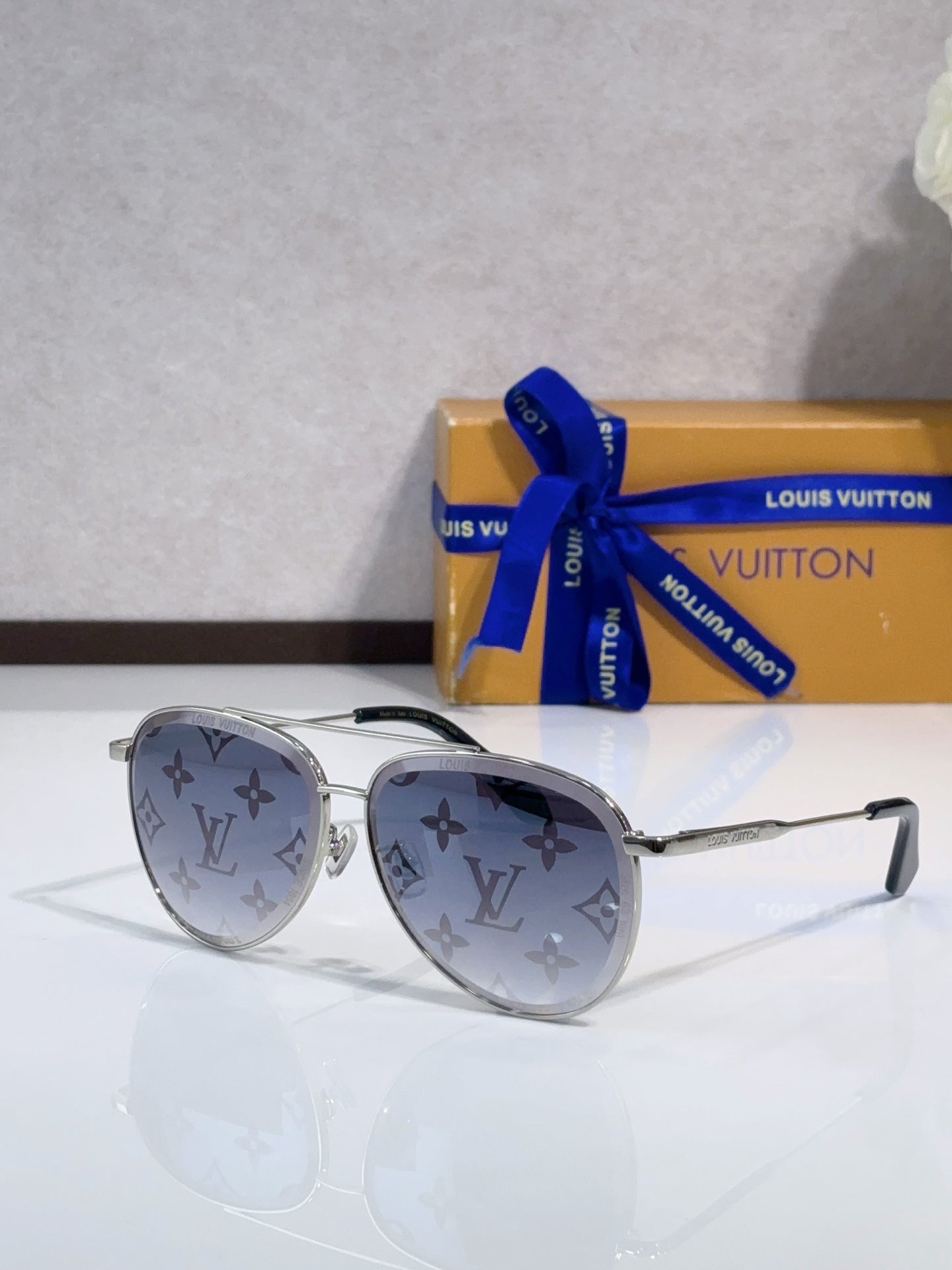 Louis Vuitton Glasses