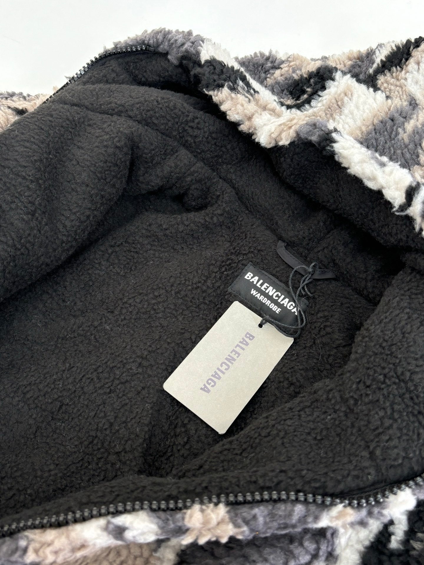 Balenciaga fleece jacket interior with neck tag, black with zipper trim