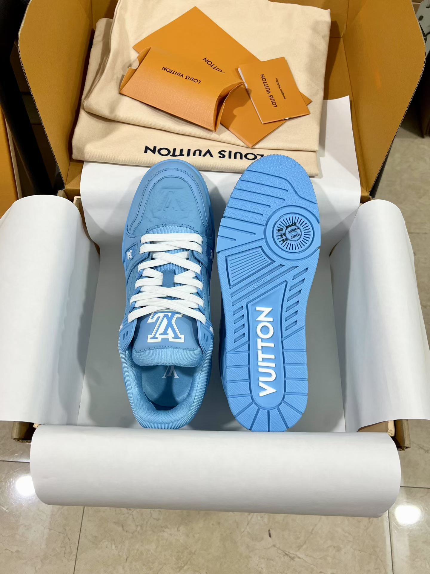 Luxury Shoes Louis Vuitton Trainer