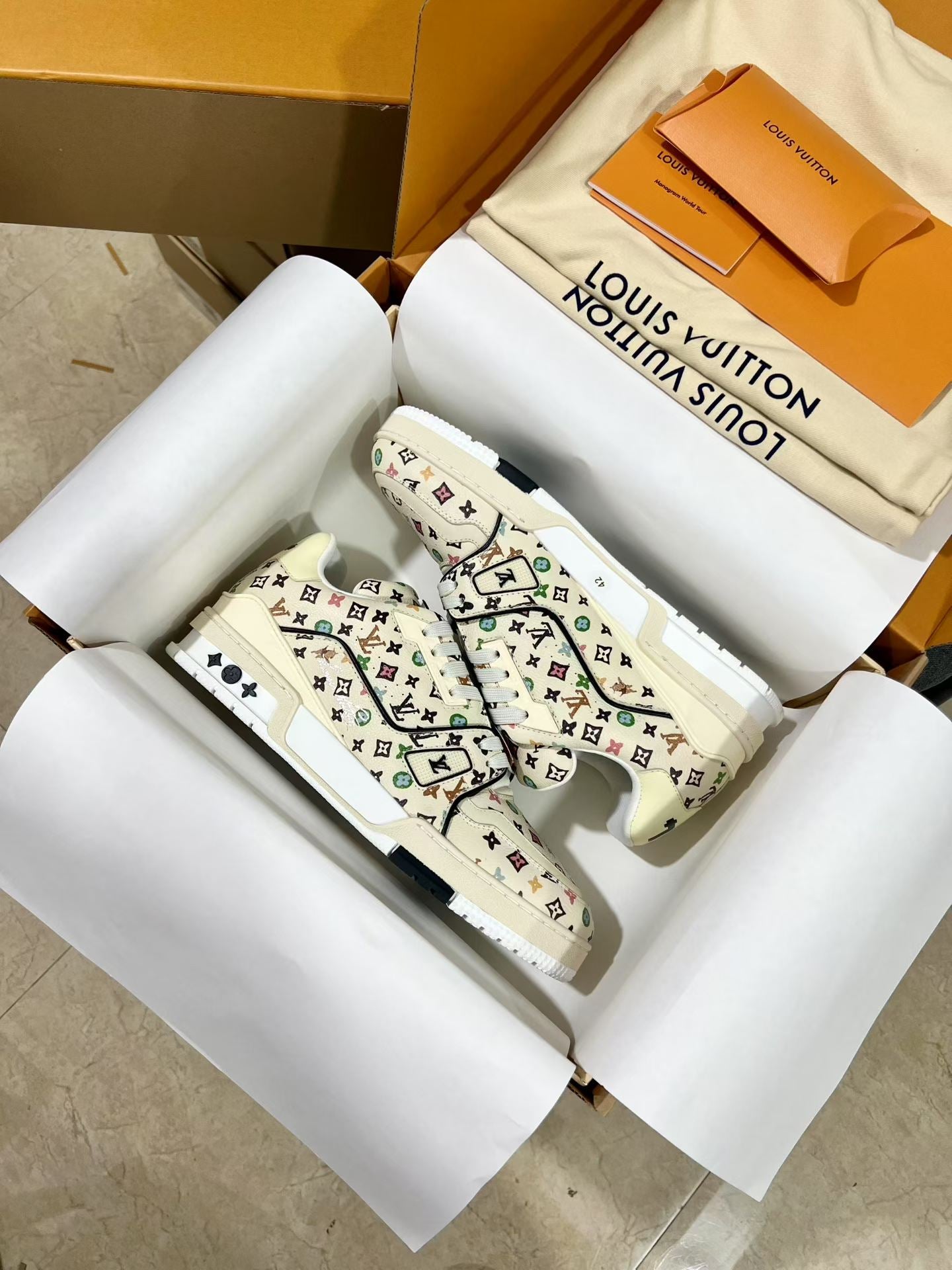 Luxury Shoes Louis Vuitton Trainer