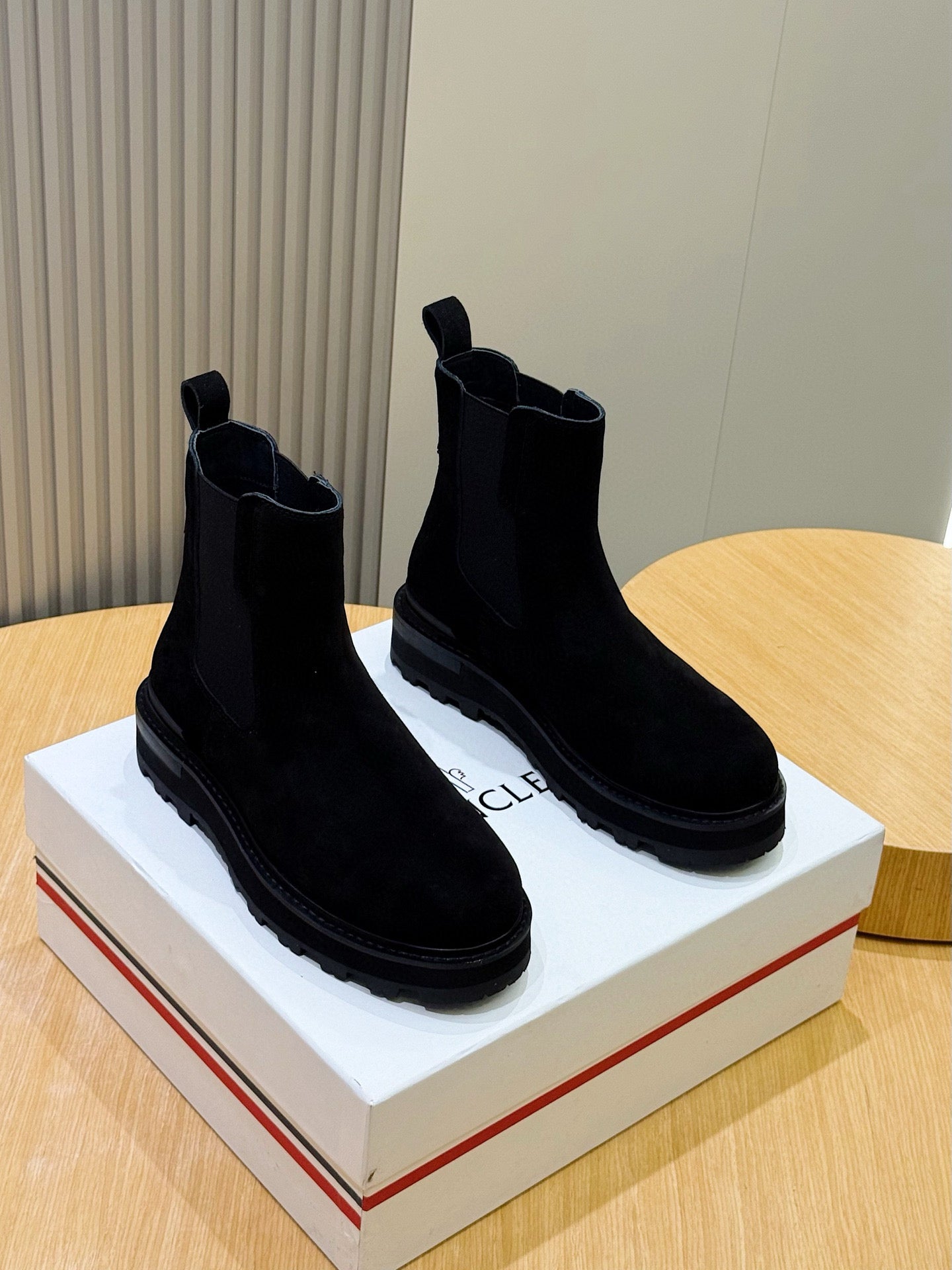 Luxury Shoes Moncler