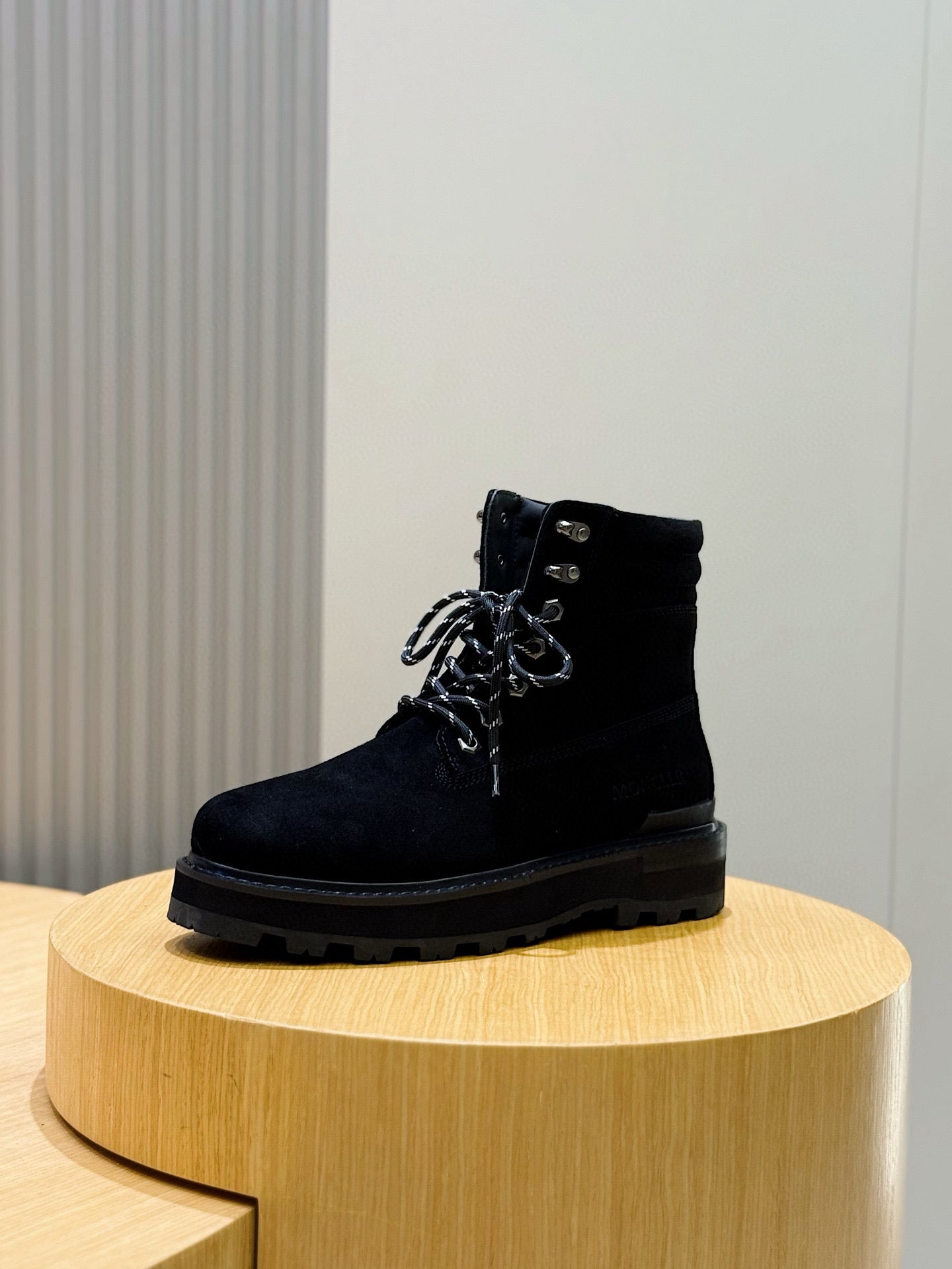Luxury Shoes Moncler