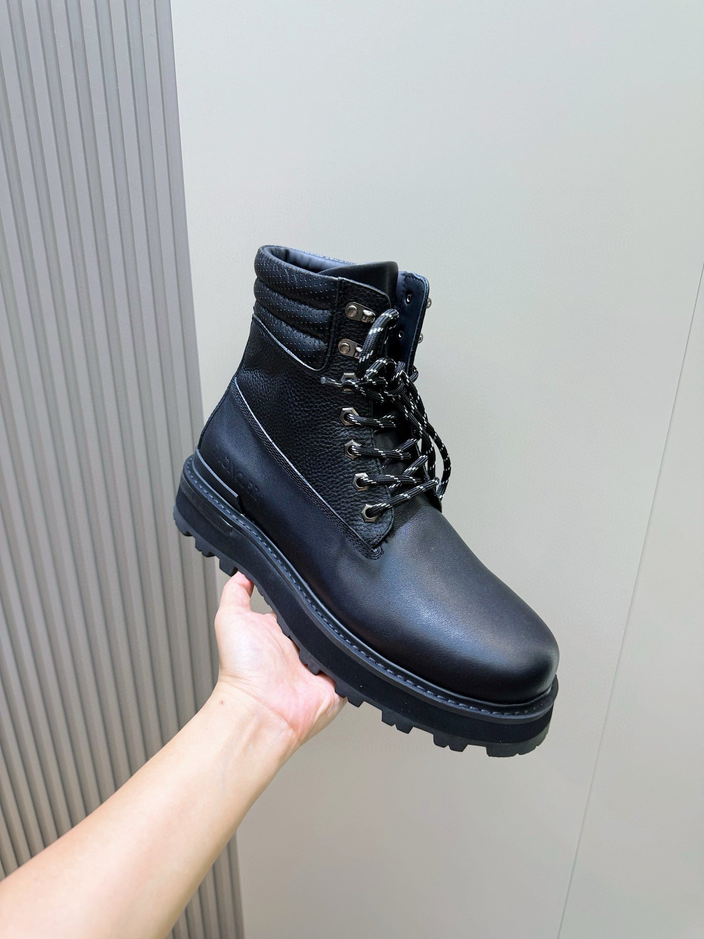 Luxury Shoes Moncler