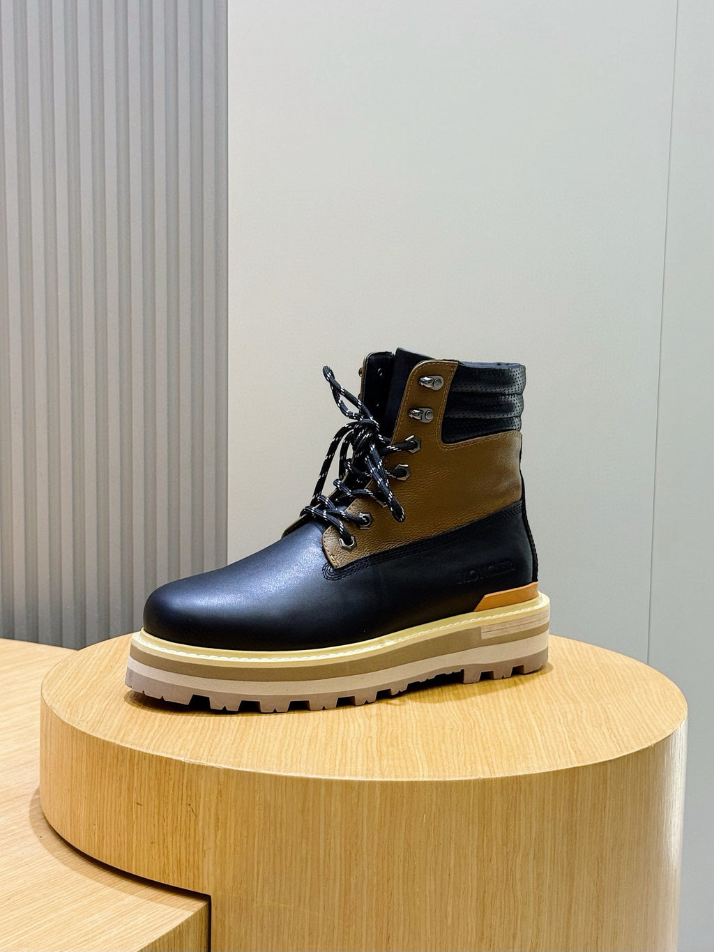 Luxury Shoes Moncler