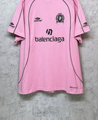 Balenciaga short-sleeve T-shirt, pink front close-up with crest and balenciaga logo