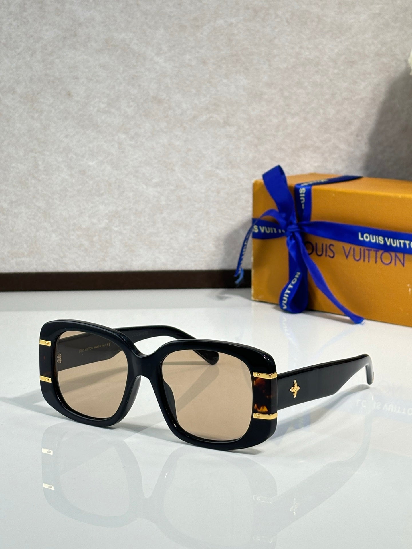 Louis Vuitton Glasses