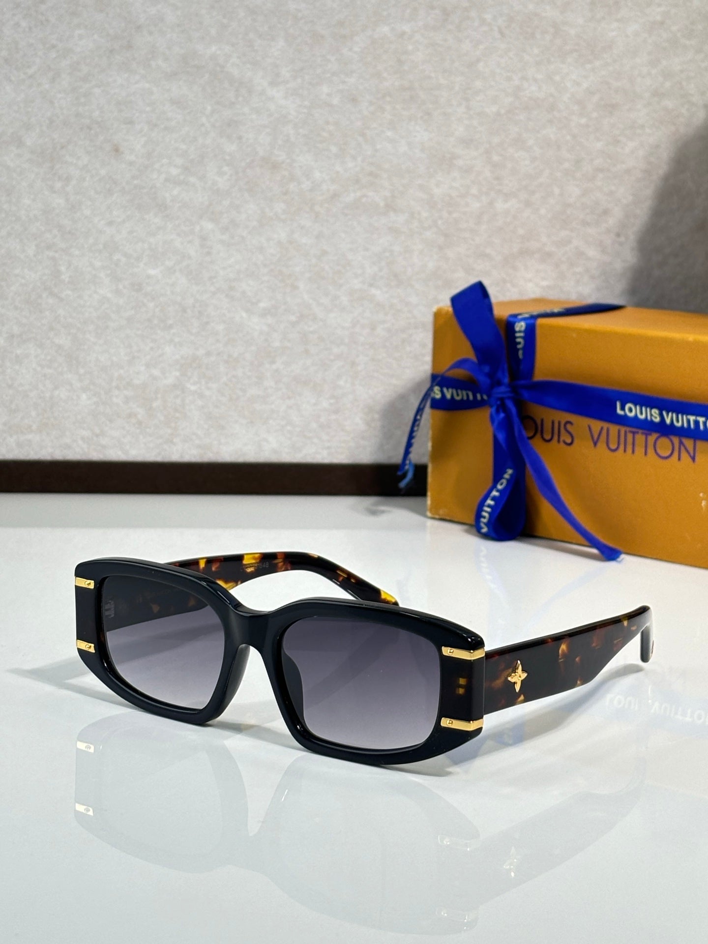 Louis Vuitton Glasses