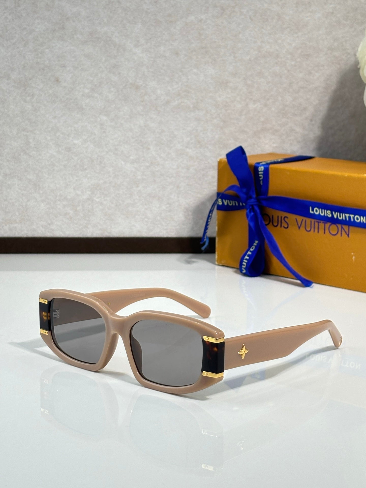 Louis Vuitton Glasses