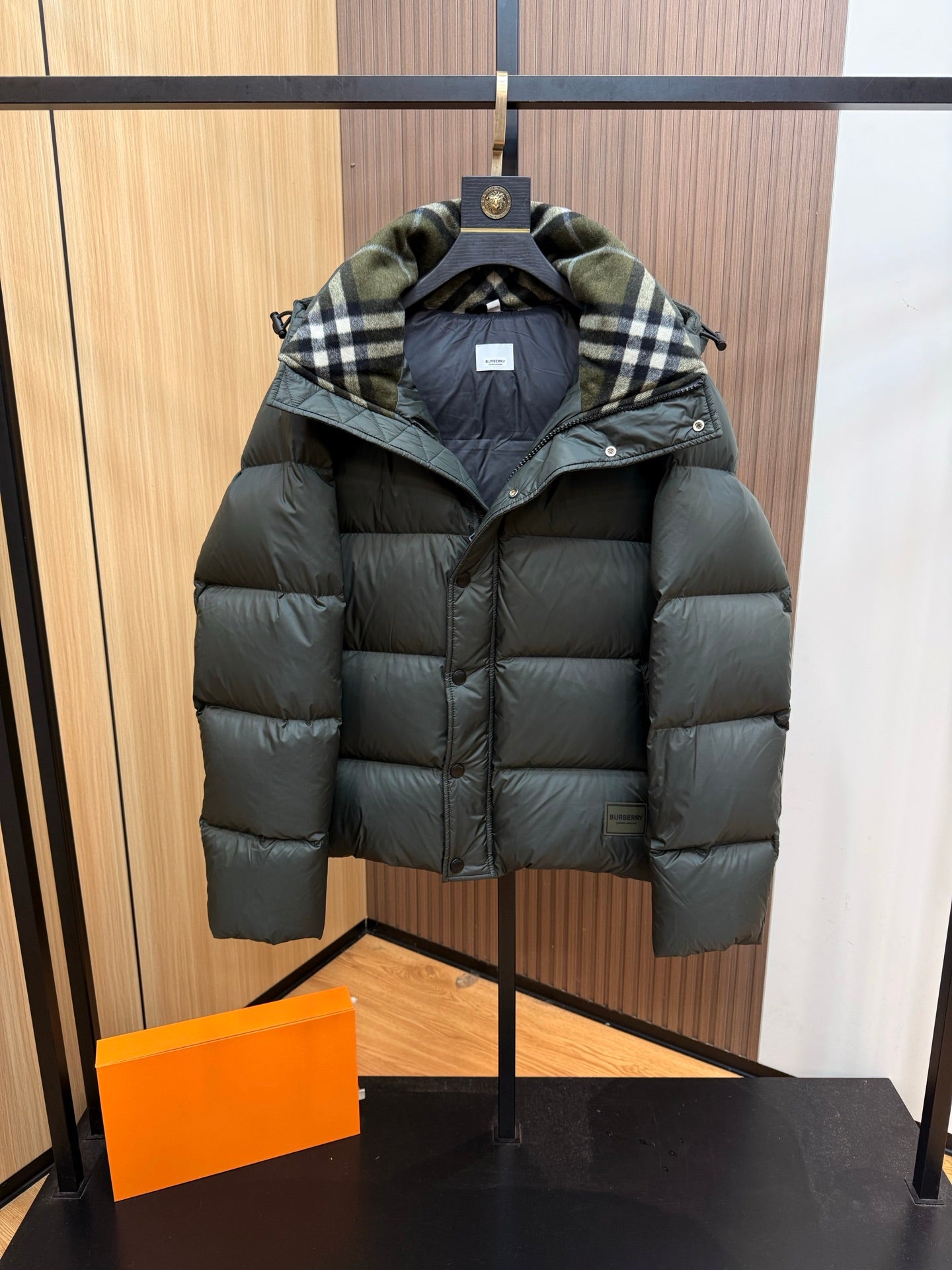 Burberry dark green hooded puffer jacket, plaid hood lining, zip front, quilted body