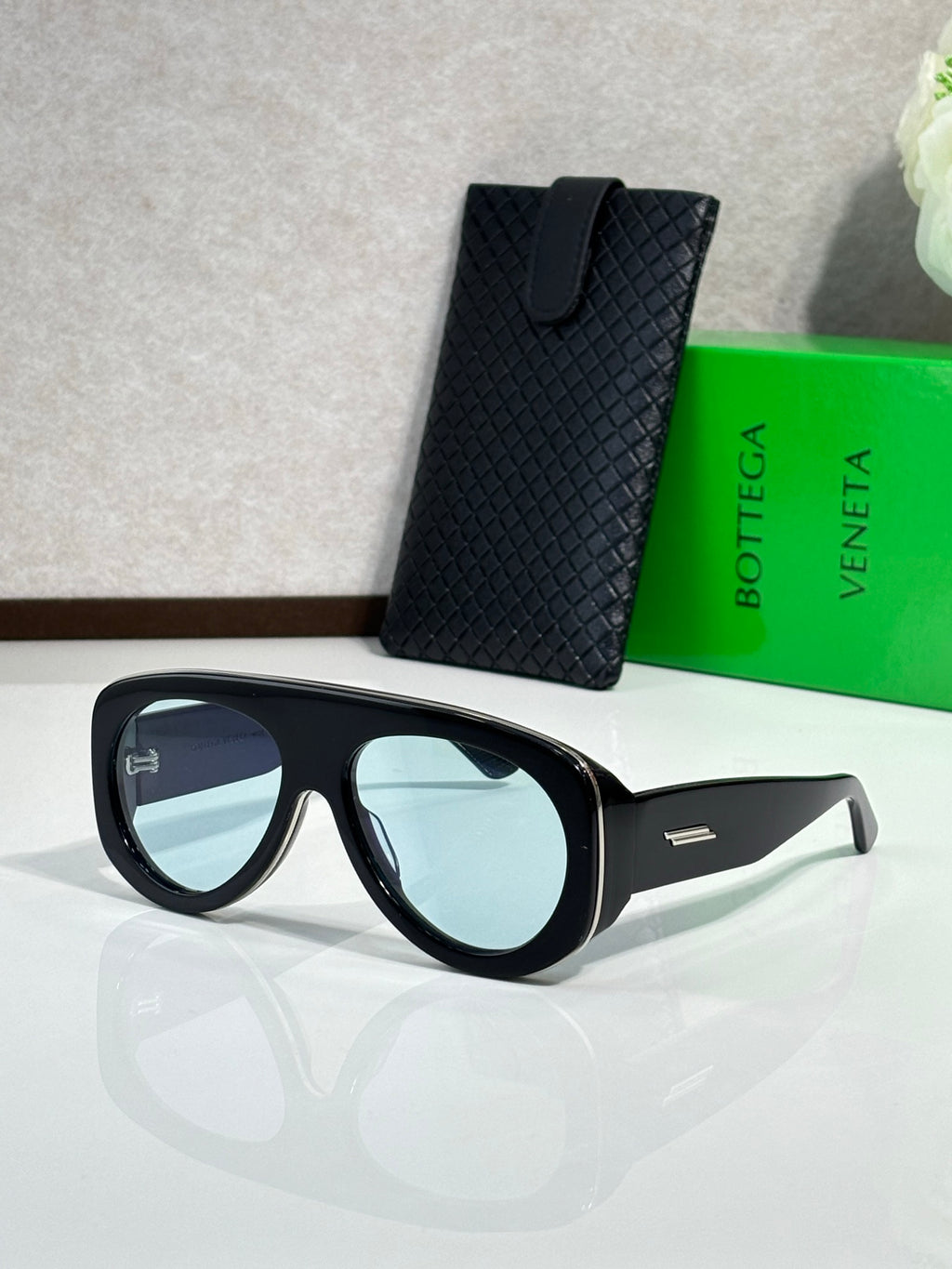 Bottega Veneta Glasses