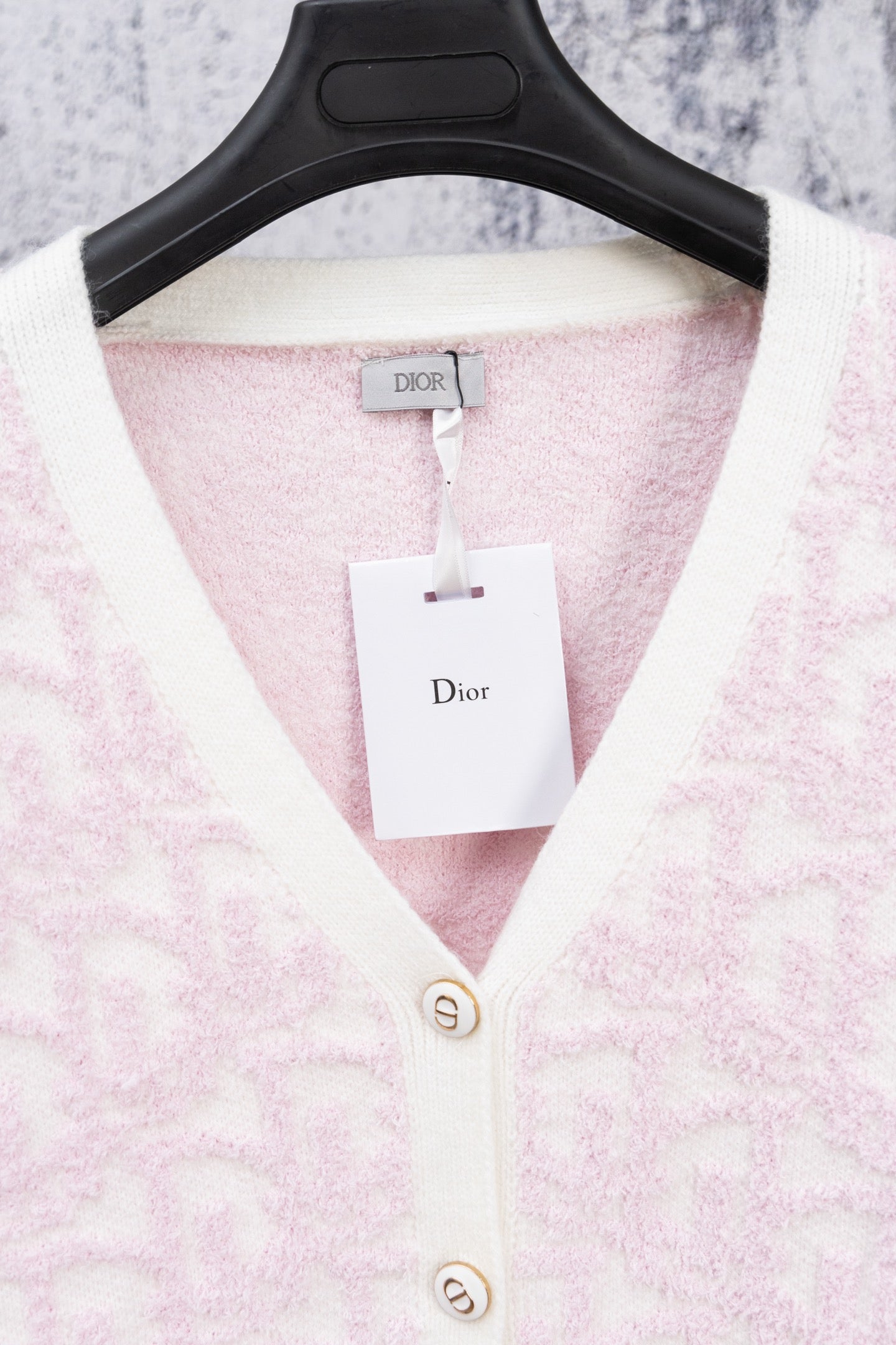 Dior pale pink V-neck cardigan with front buttons and hanging tag