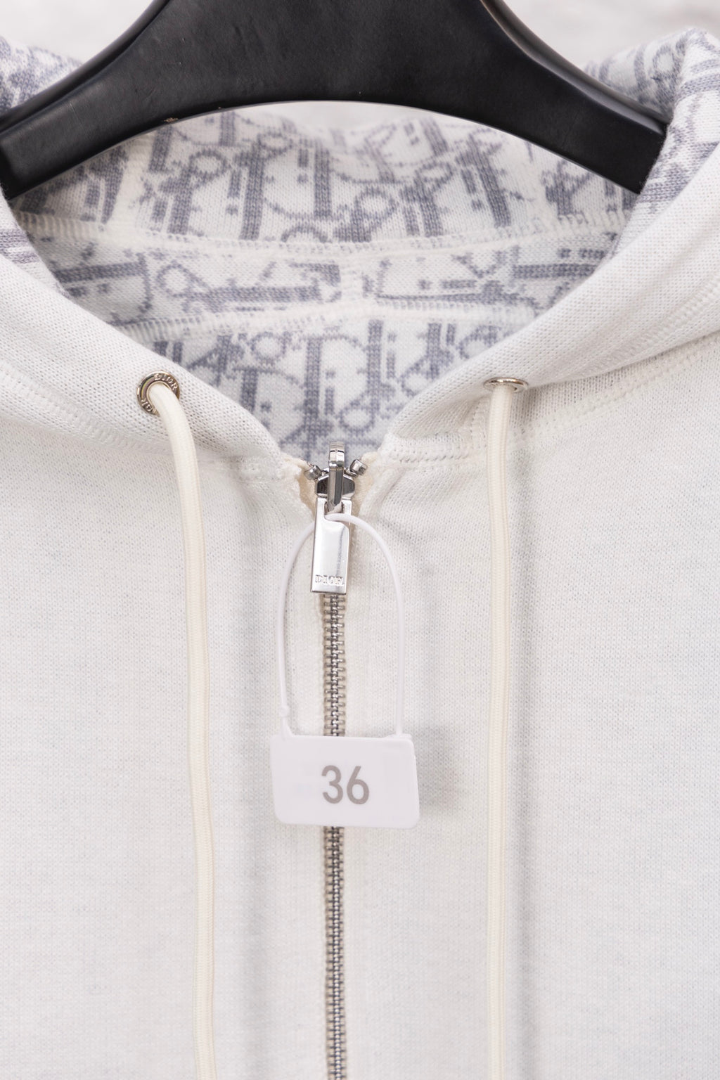 Dior hoodie hood with drawstrings and central zipper, size 36 tag