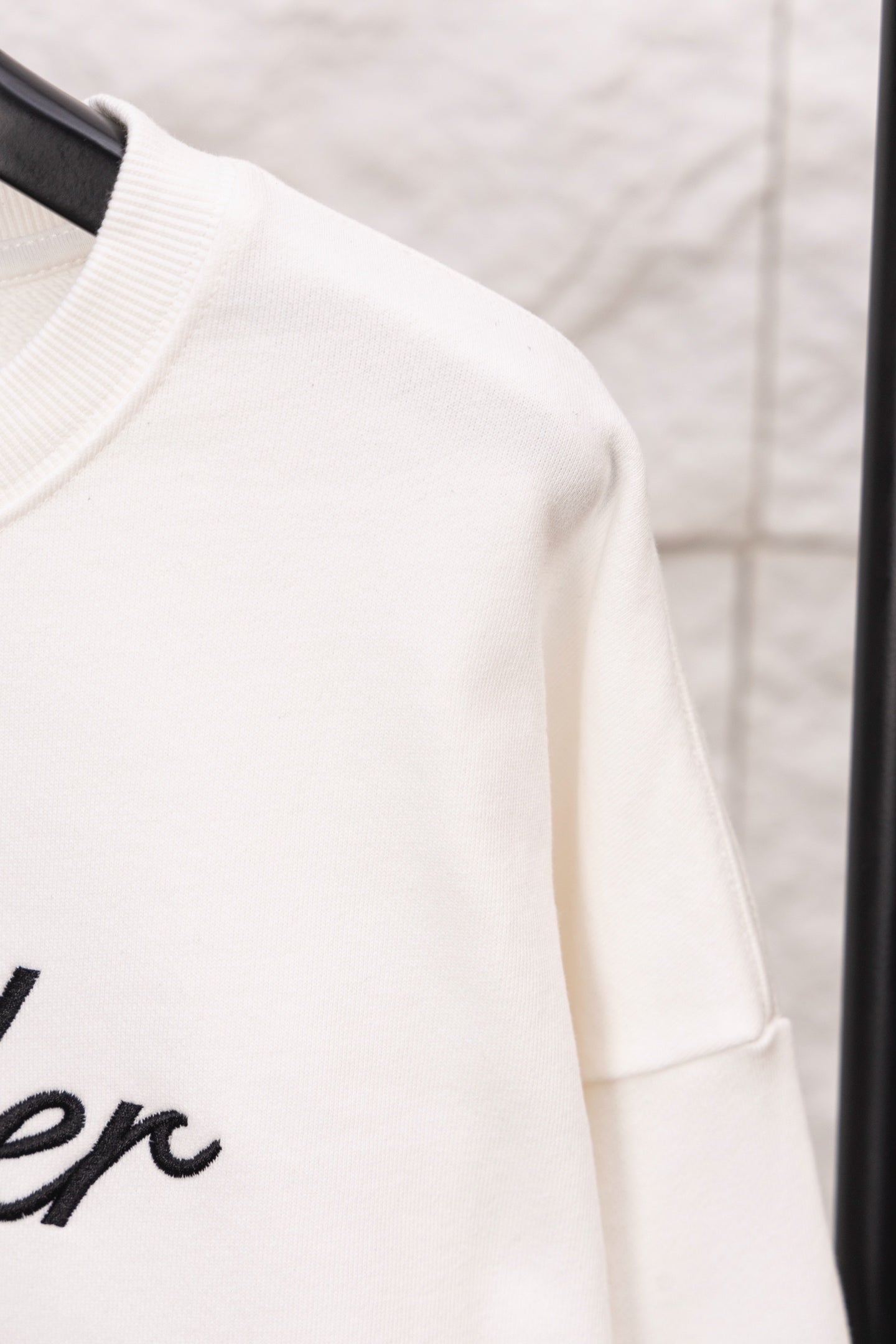 Moncler long-sleeve sweatshirt sleeve, white, with ribbed cuff