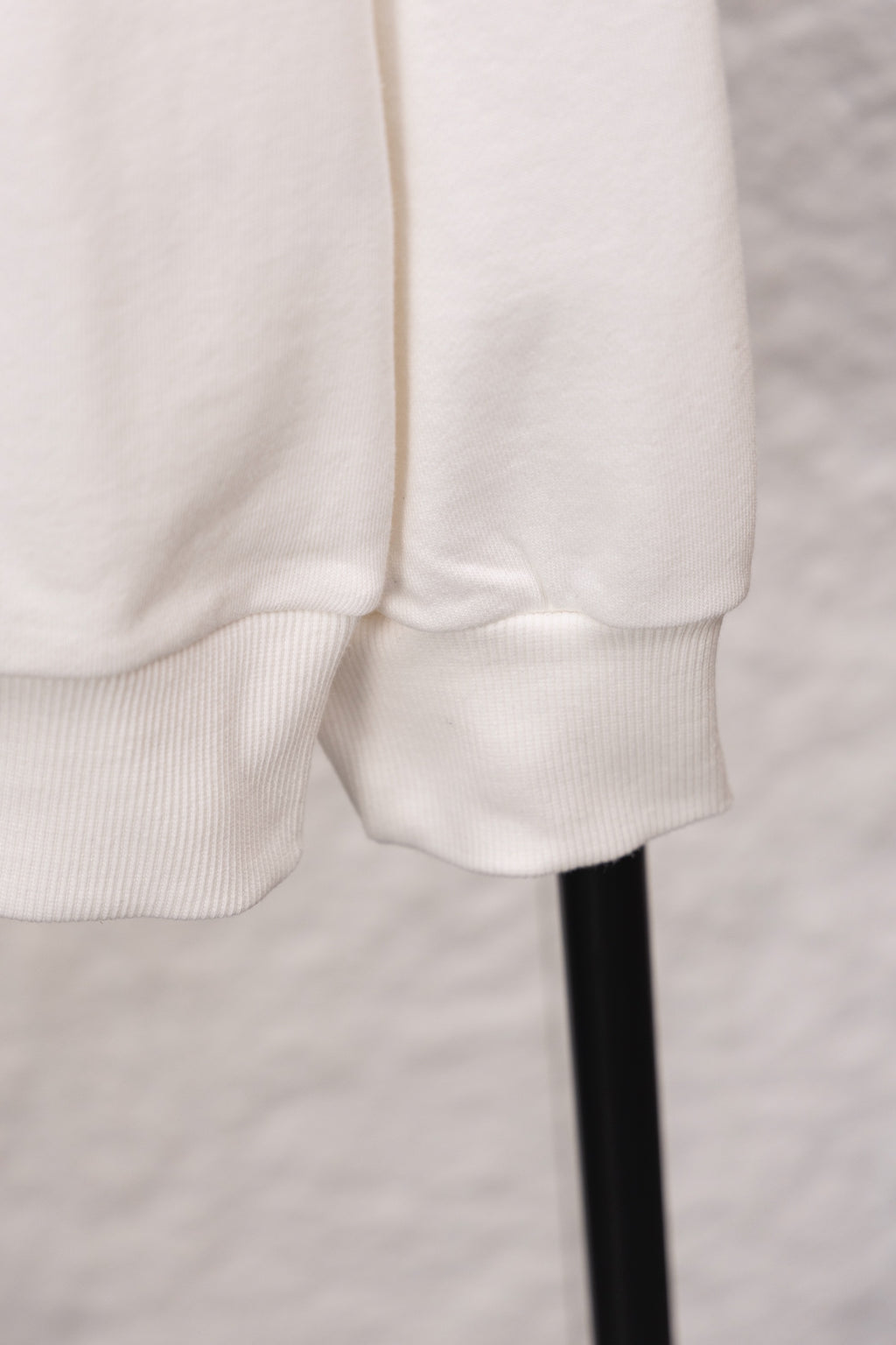 Moncler long-sleeve sweatshirt hem and ribbed cuff, white