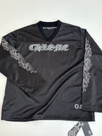 Chrome short long-sleeve jersey top with large front logo print and V-neck in dark charcoal