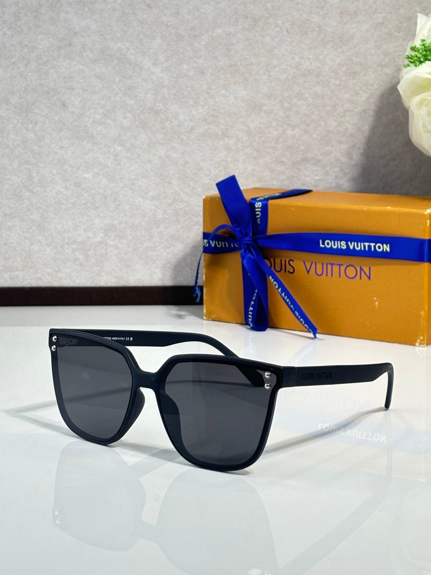 Louis Vuitton Glasses