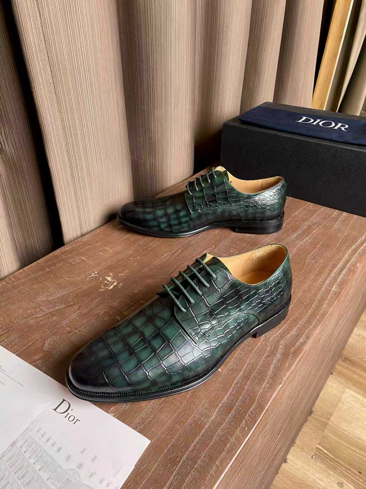 Dior unisex lace-up dress shoes, dark green crocodile-pattern leather on wooden stand