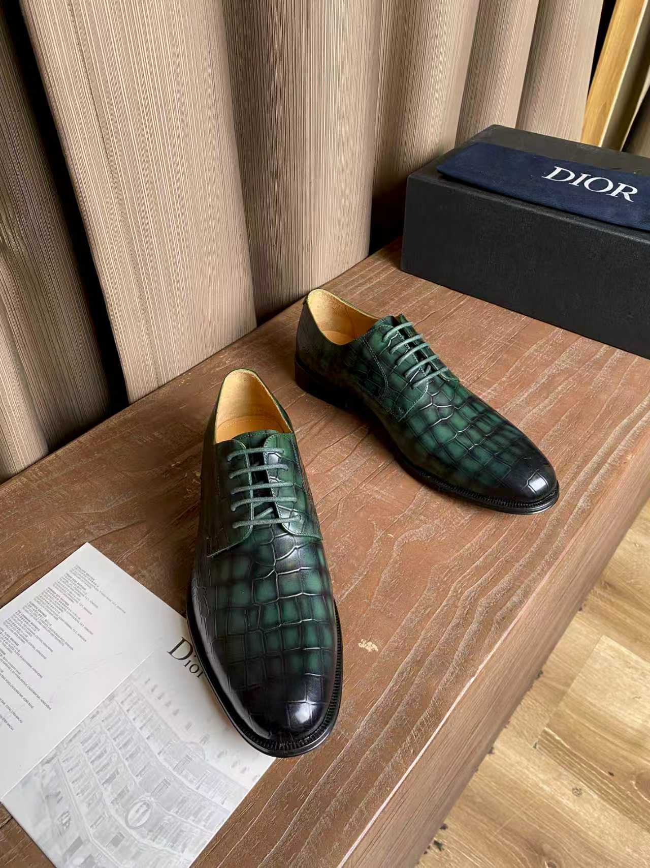Dior unisex lace-up dress shoes, green metallic crocodile-pattern leather