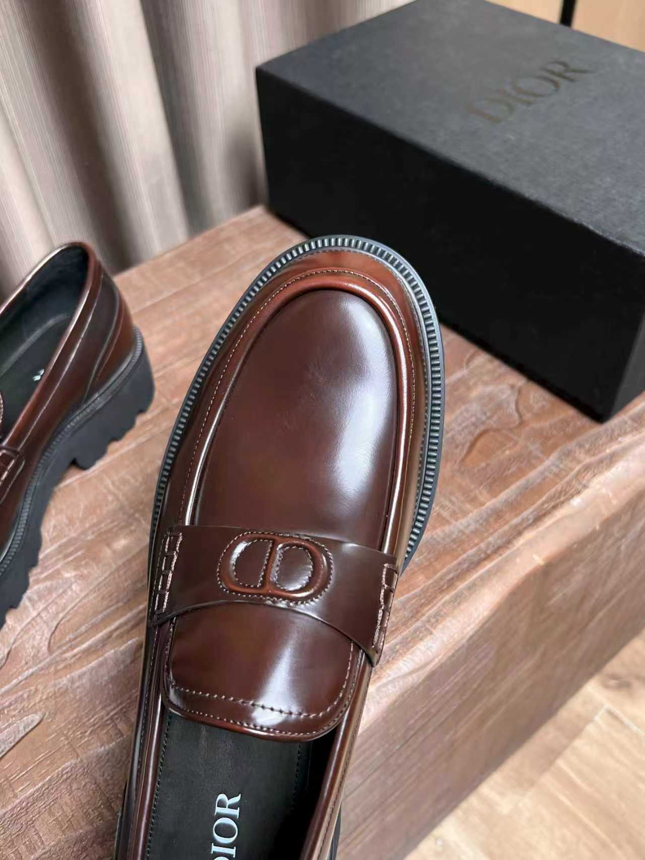 Dior unisex leather loafer toe, brown slip-on with CD buckle detail