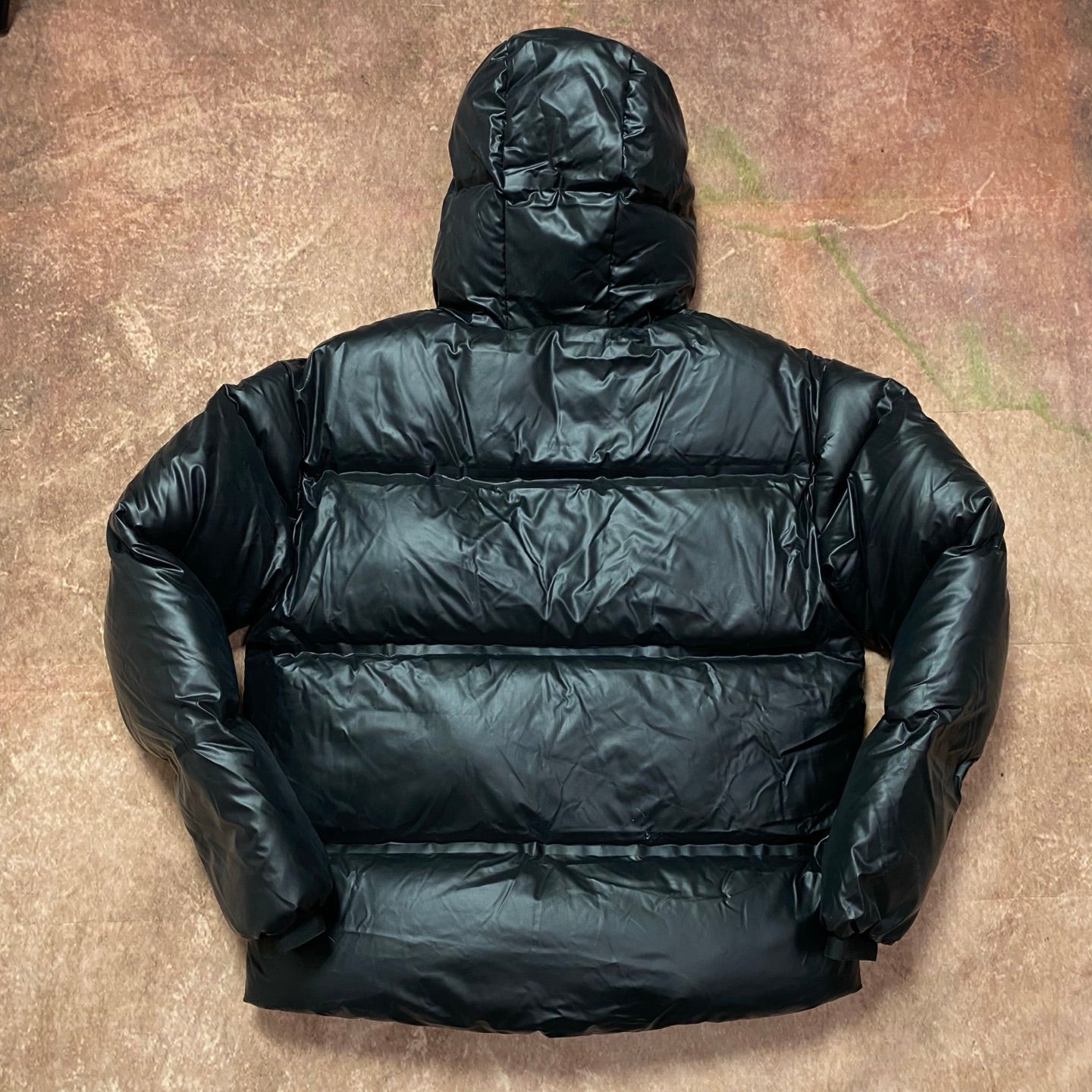 Men's long hooded puffer jacket, quilted back with full-length zipper