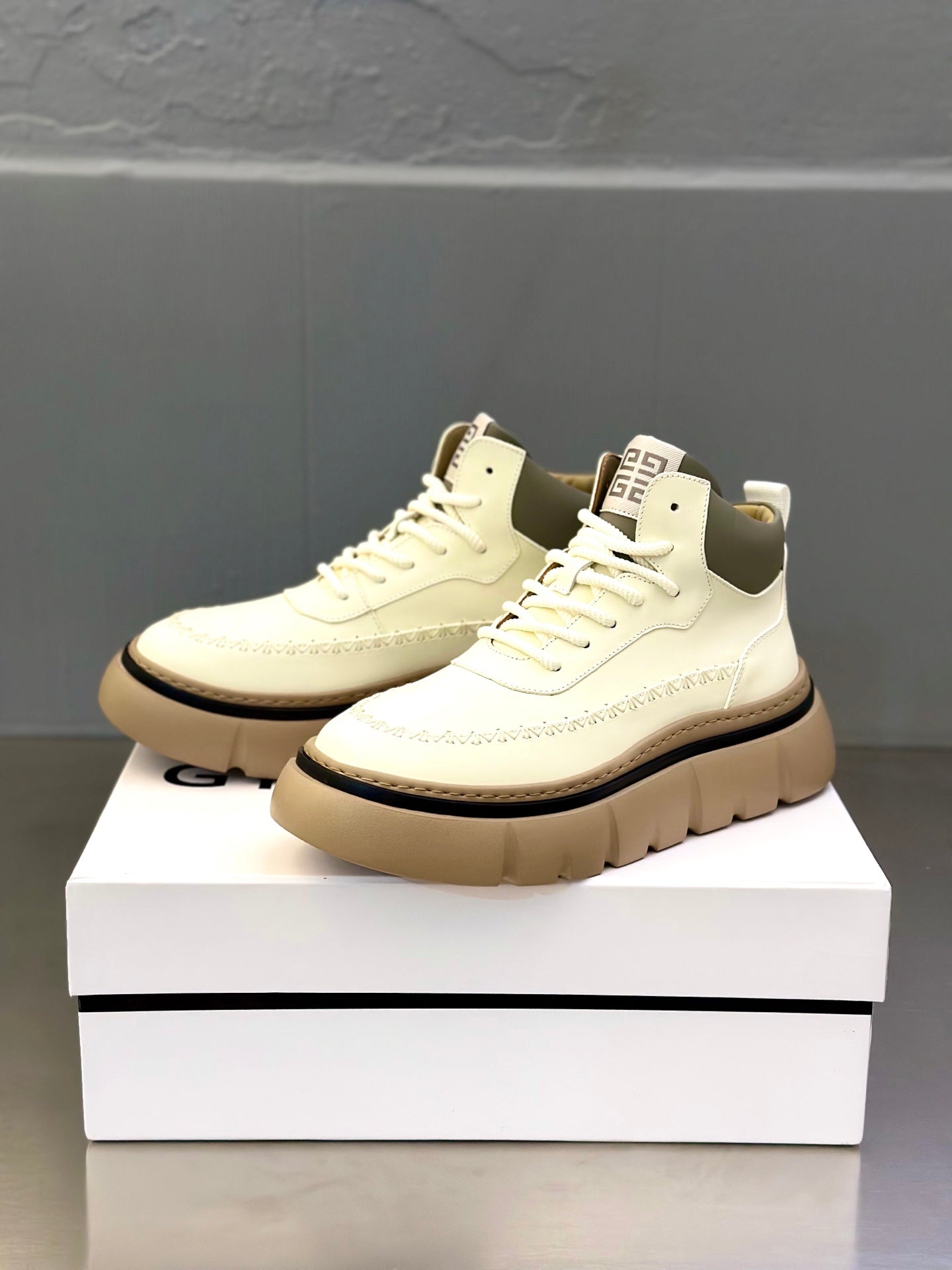 Luxury Shoes Givenchy