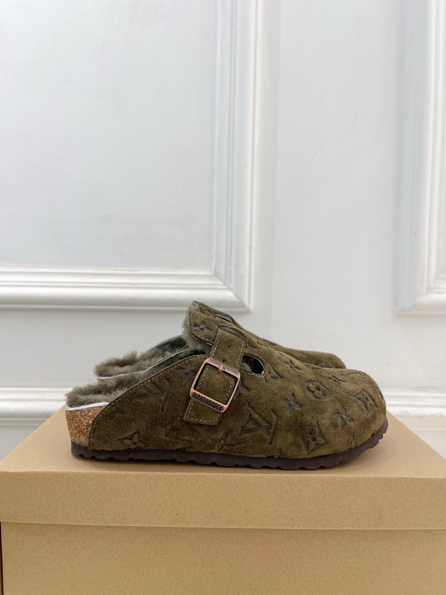 Luxury Shoes Louis Vuitton Sandals