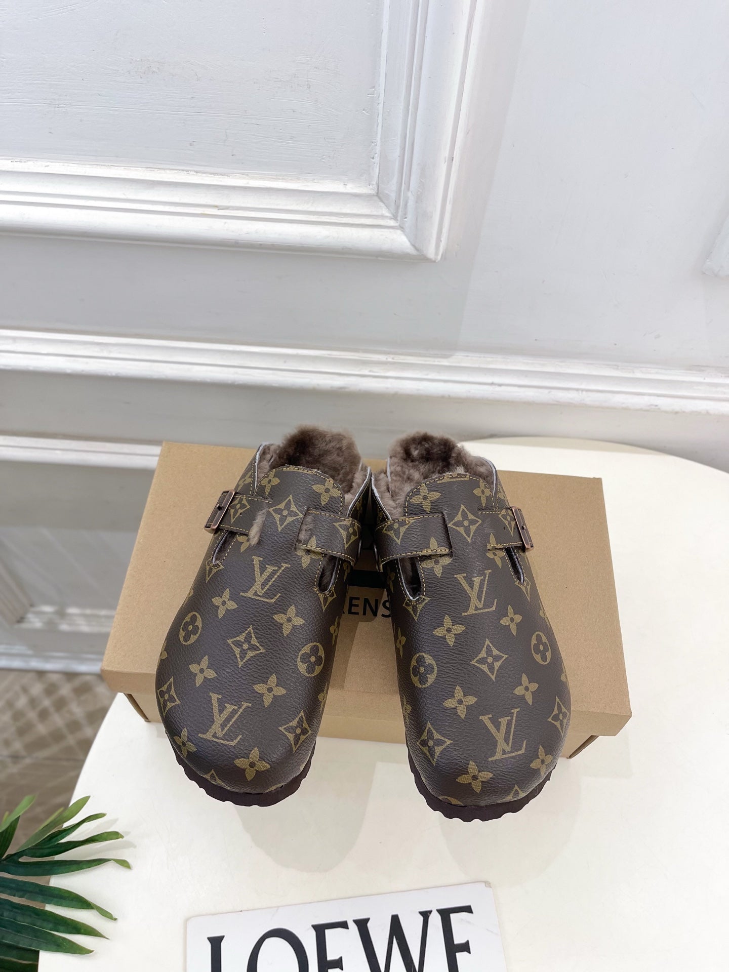 Luxury Shoes Louis Vuitton Sandals