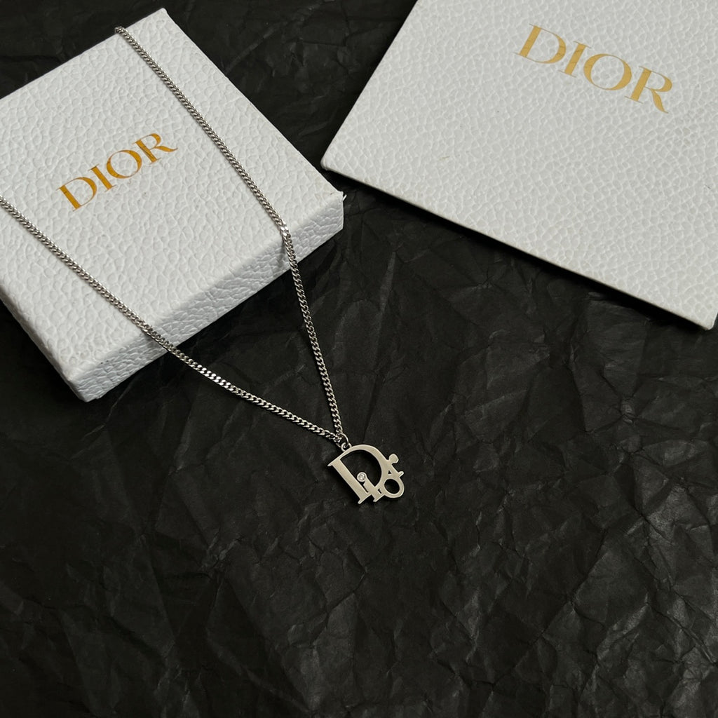 Silver-tone Dior necklace with D charm pendant on link chain
