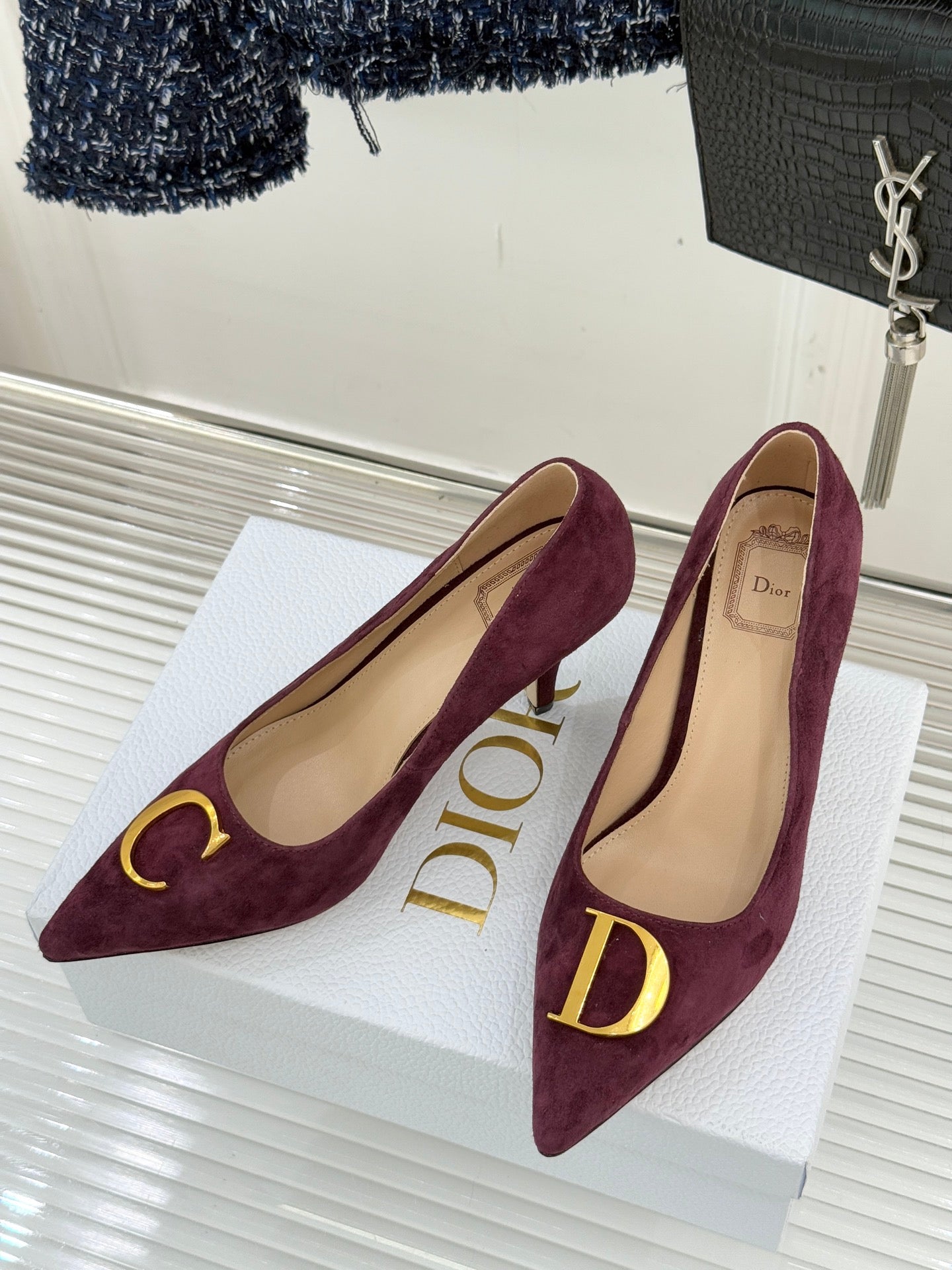 Dior ladies suede pumps with pointed toe and slim heel, burgundy, gold logo detail