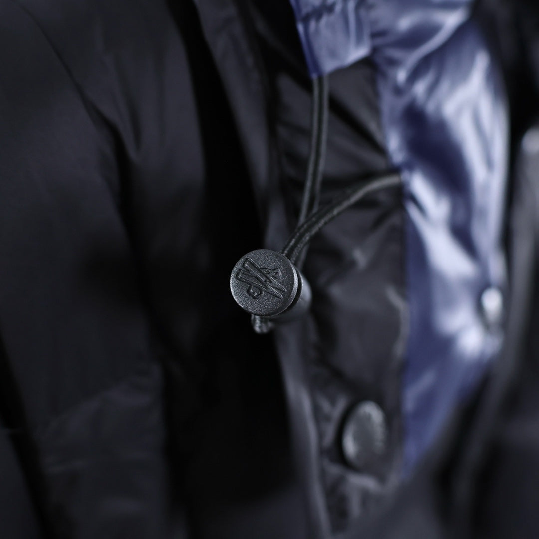 Moncler drawstring cord with round logo toggle on hood