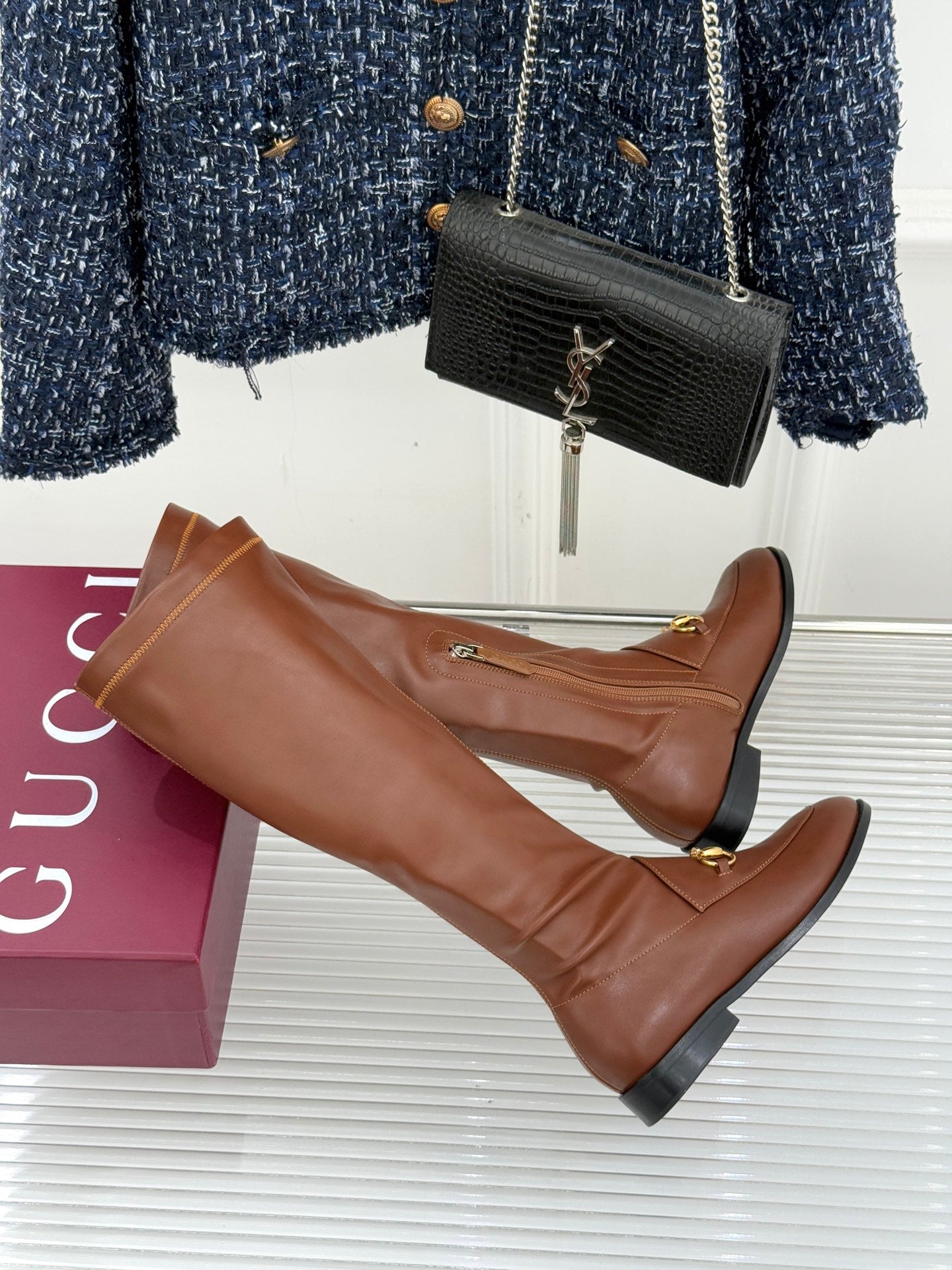 Gucci ladies knee-high leather boots in tan/brown with side zipper and stacked heel