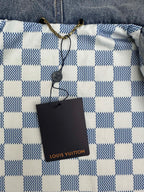 Blue and white check-pattern long garment with drawstring and hanging tag