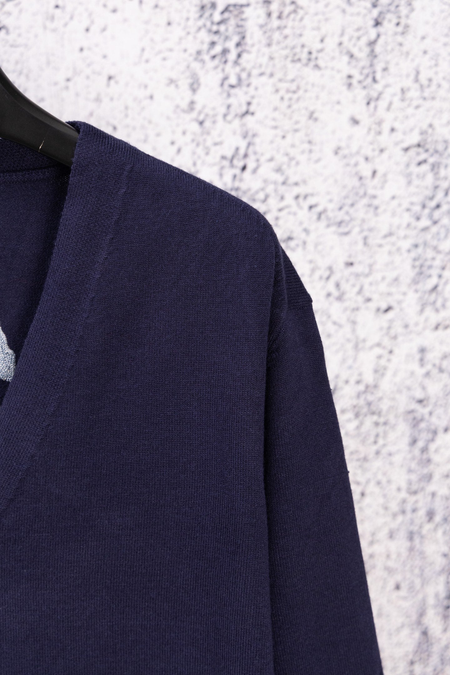 Navy knit sleeve