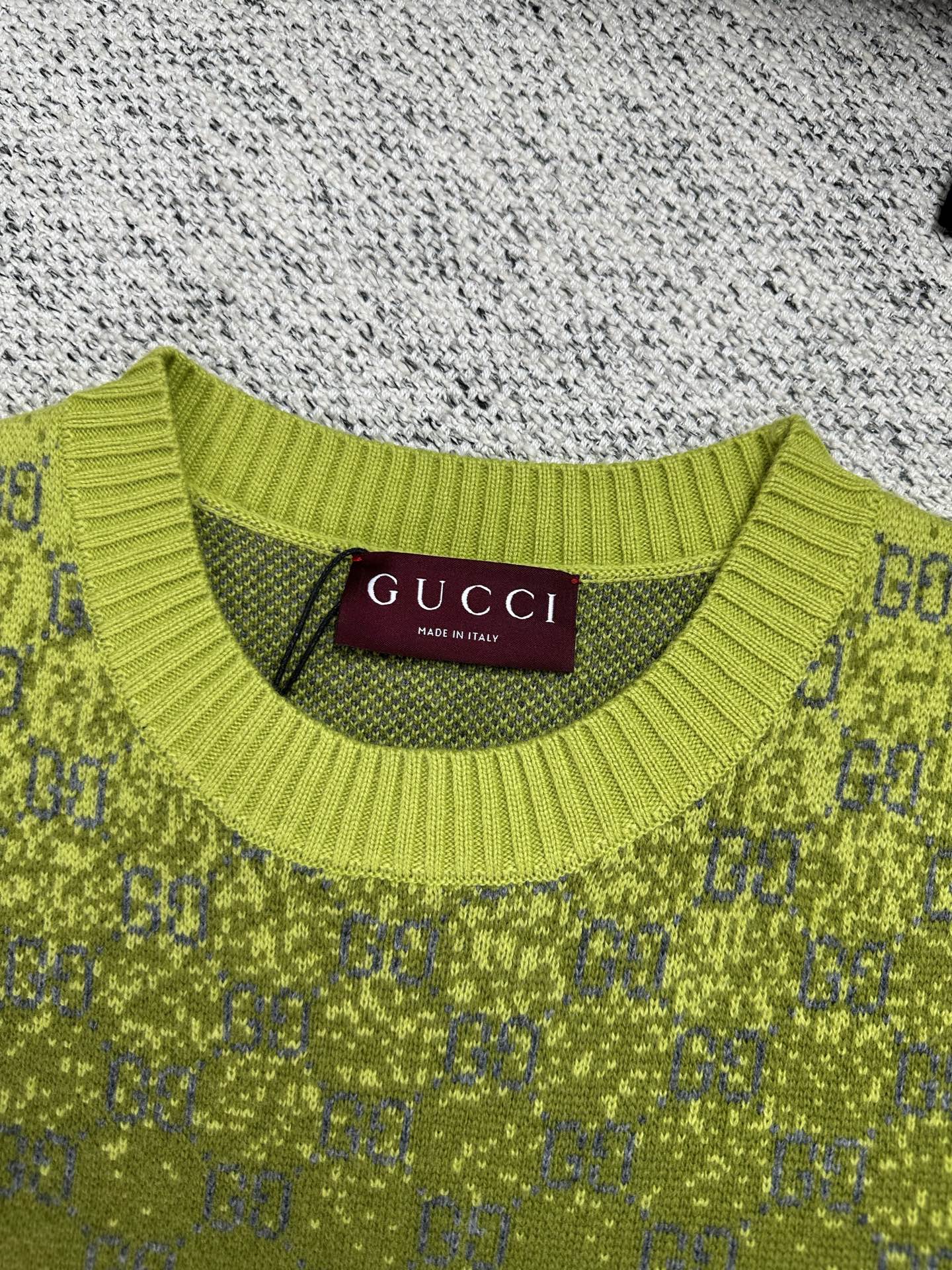 Gucci knit sweater neckline in lime green with ribbed collar and GG pattern