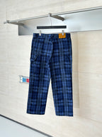 Plaid trousers in dark blue with black check, front crease, belt loops at waist